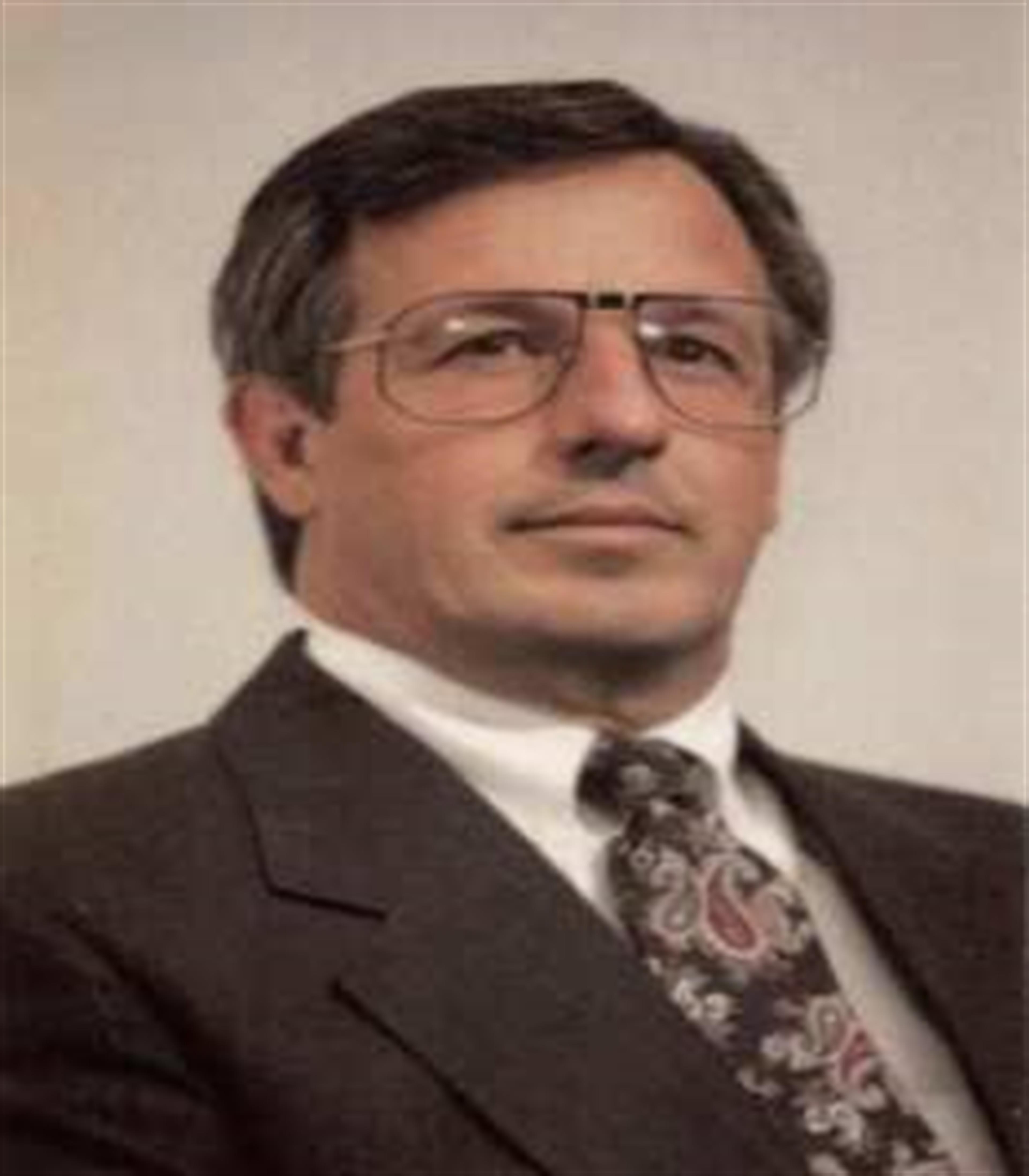 Robert "Bob" Tod  Sloan