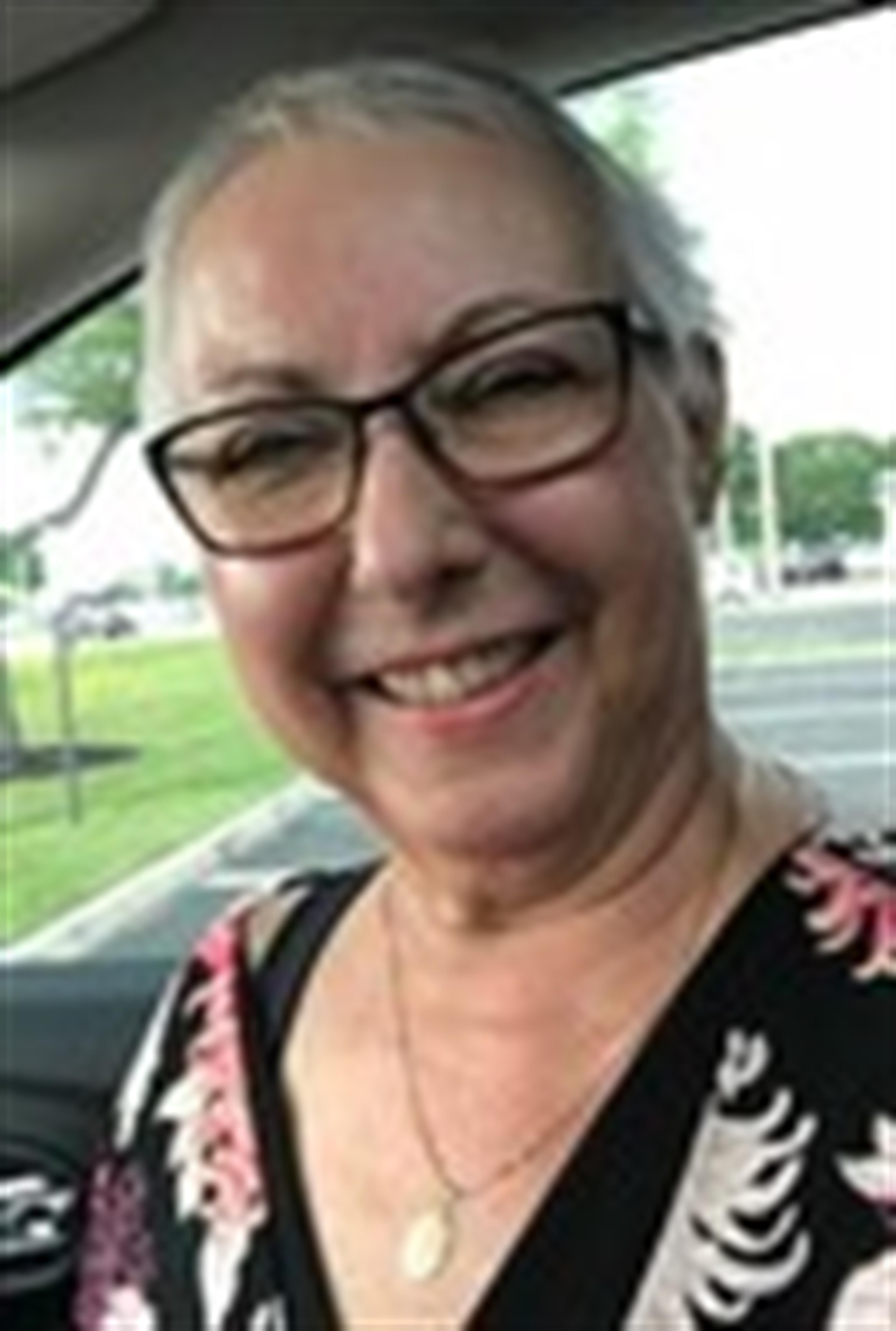 Loretta "Loree" A Luppino