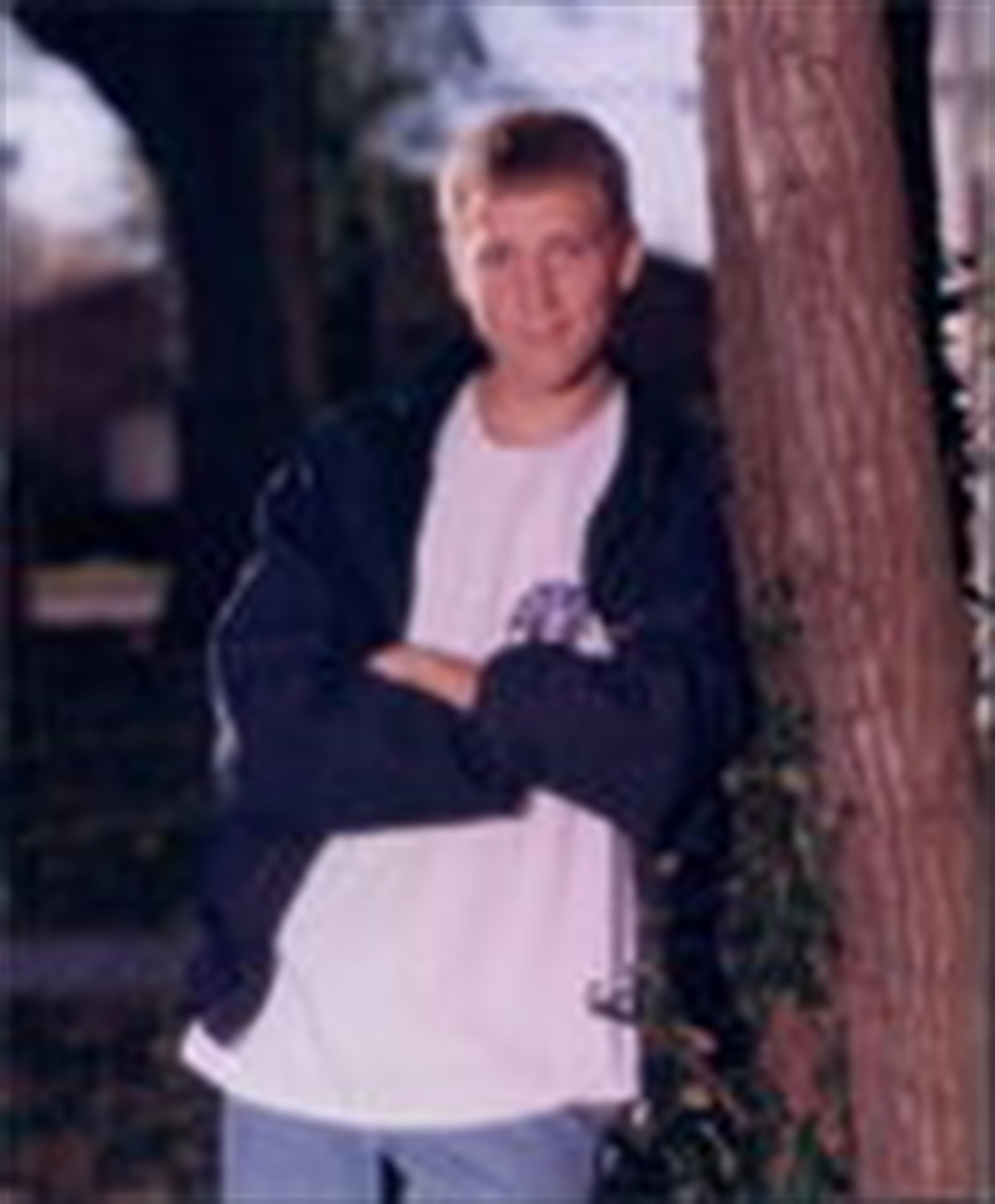 David Wayne Glover's obituary picture