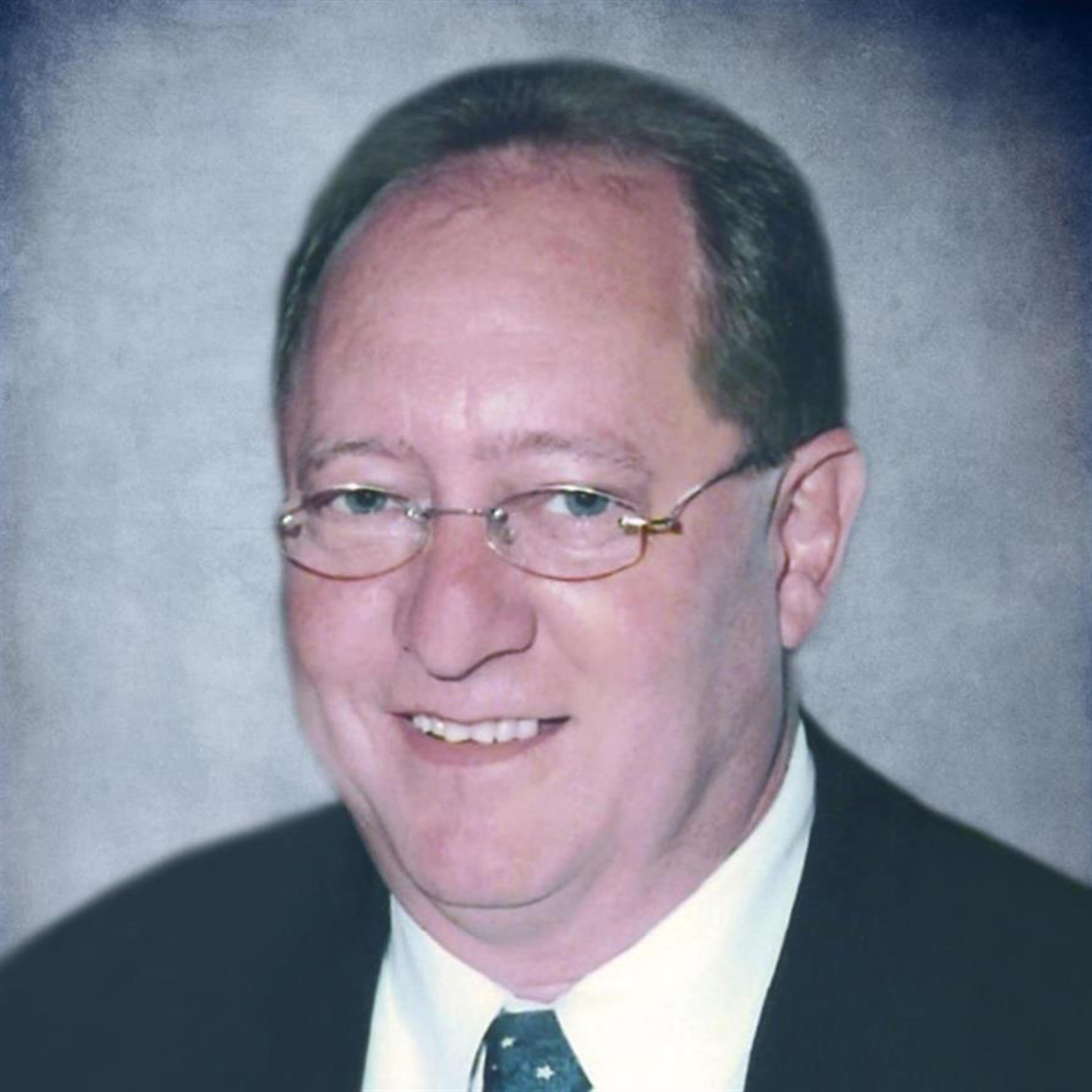 Michael G Mixon