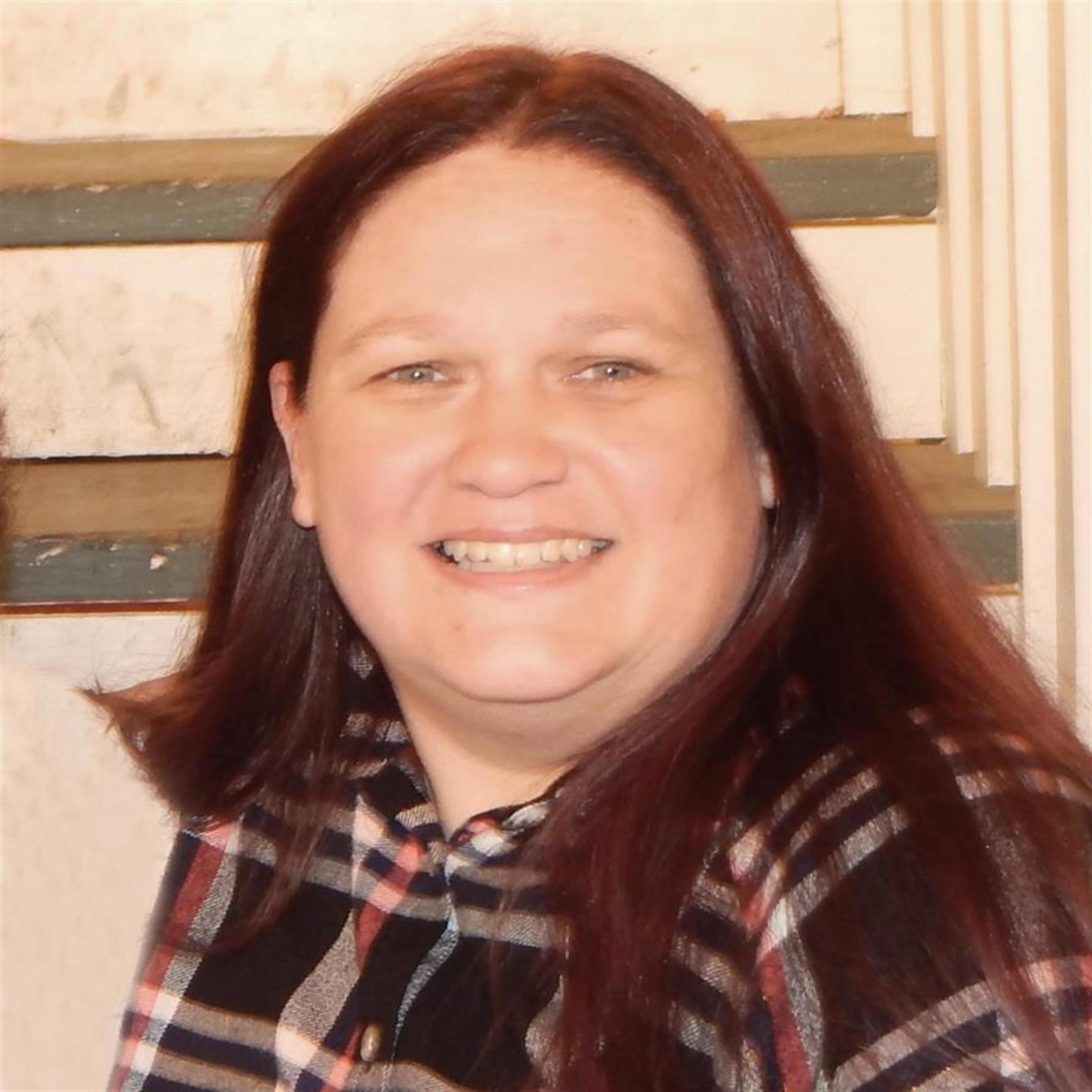 Lisa Mathies Hernandez