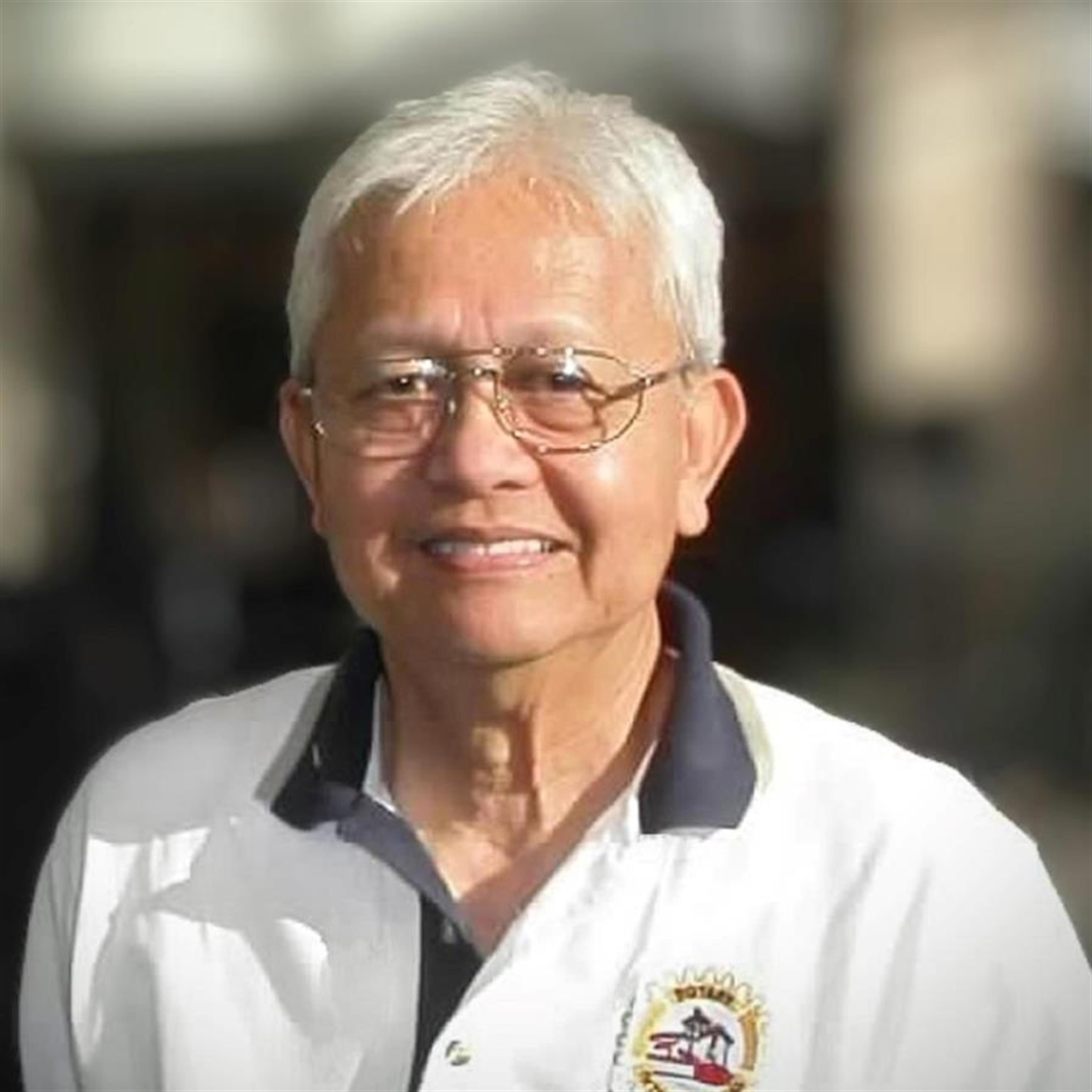 ROBERTO J. REYES