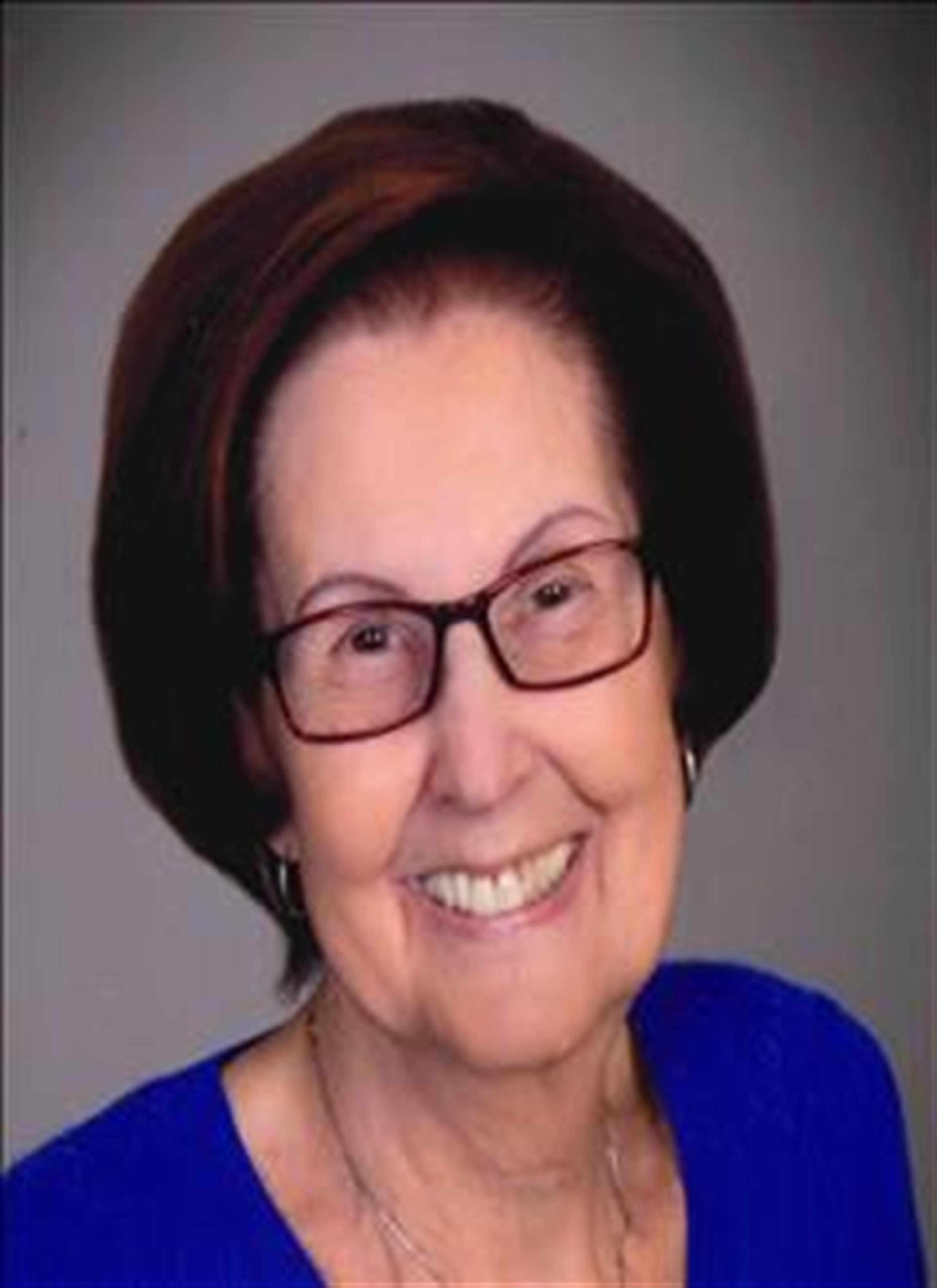 Elfriede Veronika Shriver's obituary picture