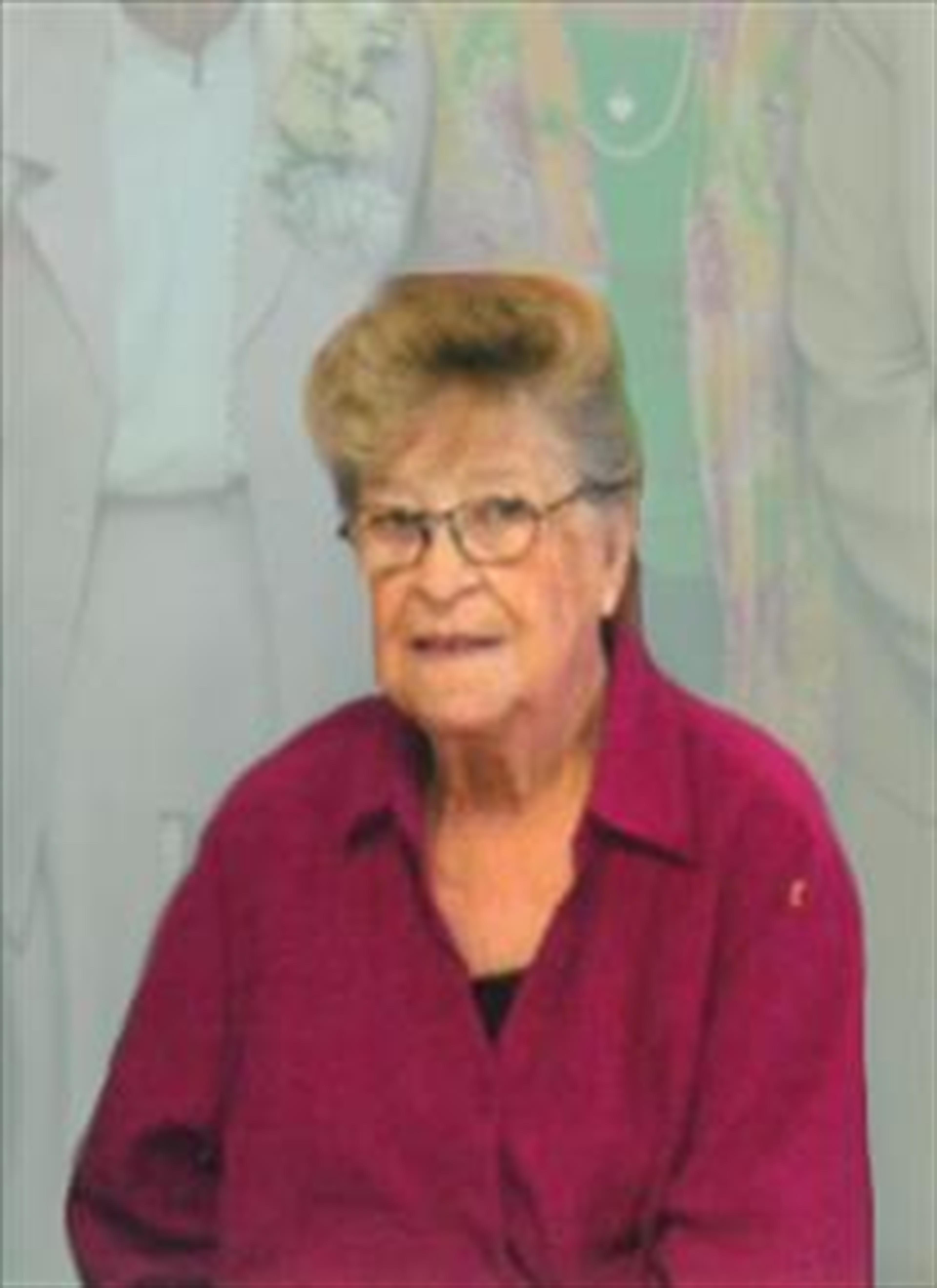 LaVonne (Greenmyer)  Todd