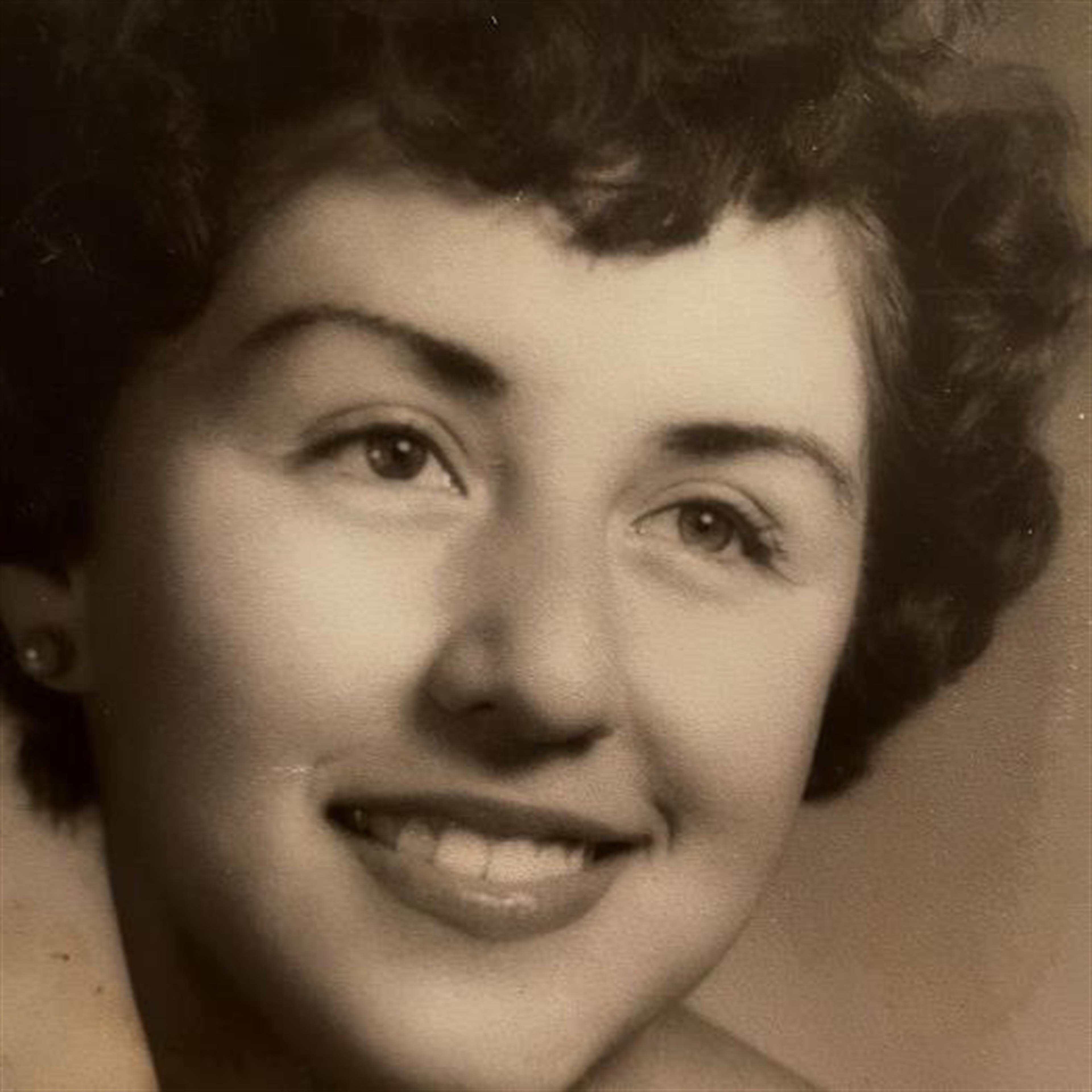 Lillian Montano Wetsel