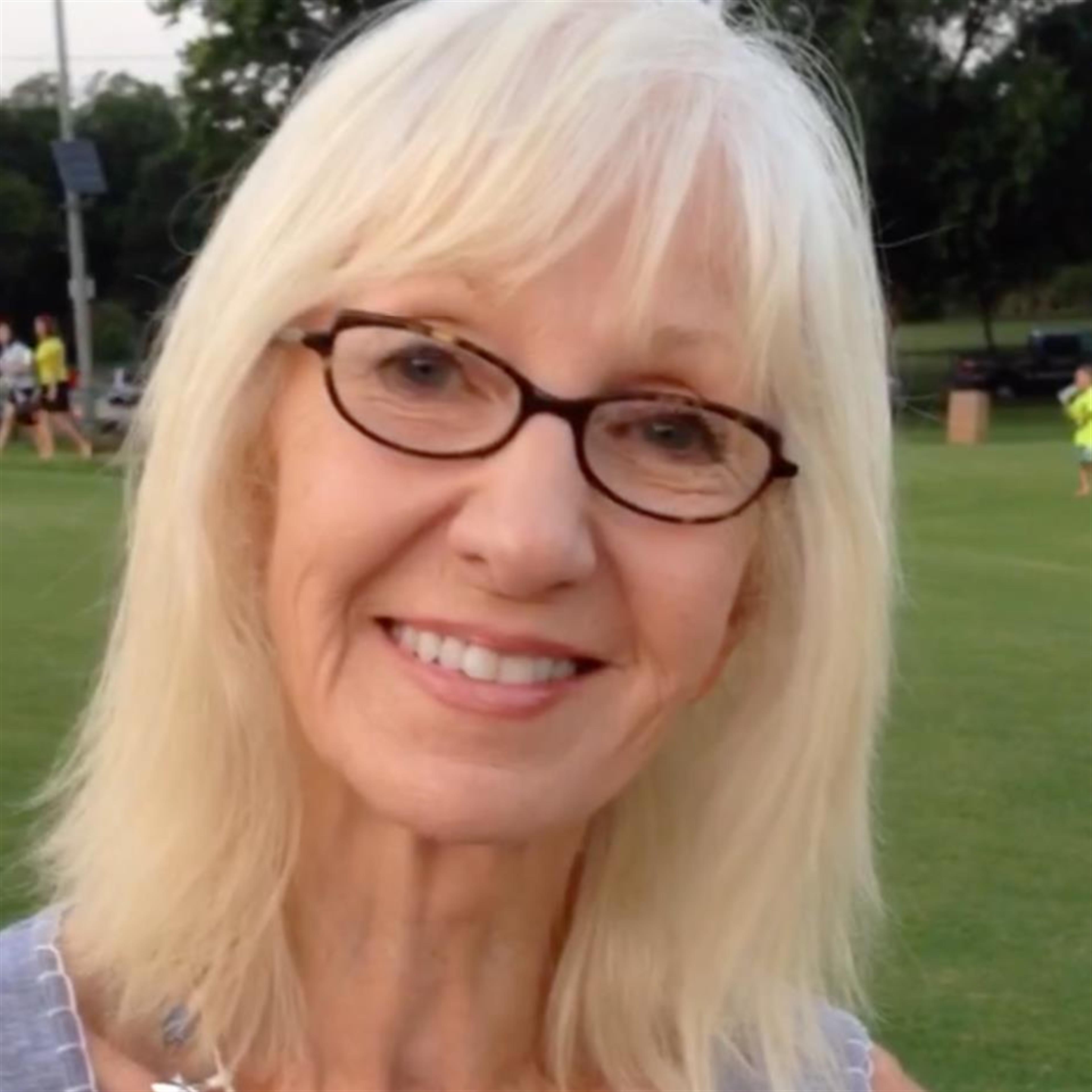 Dorris Elaine Snow