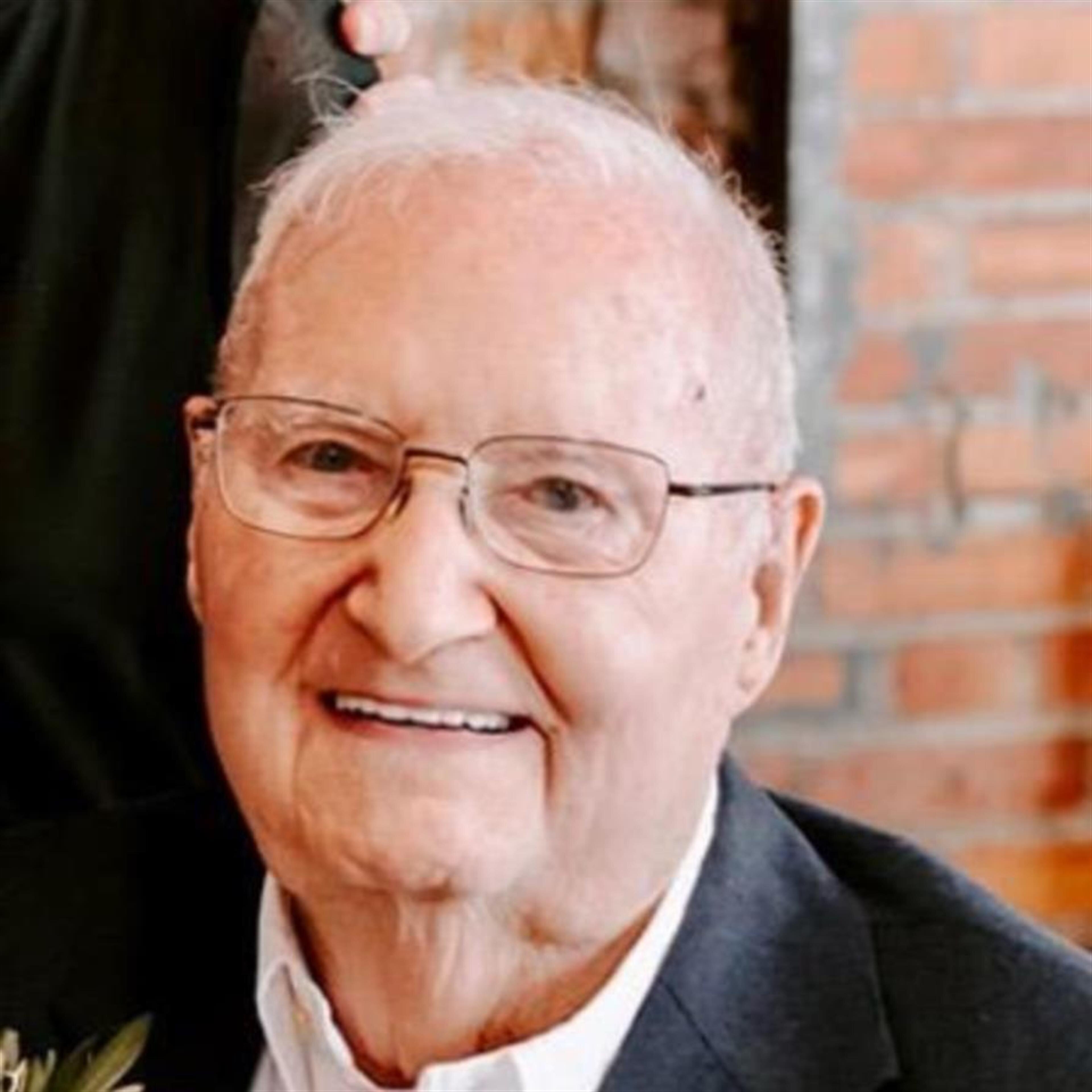 Ora Wayne Garrison (Buffalo)