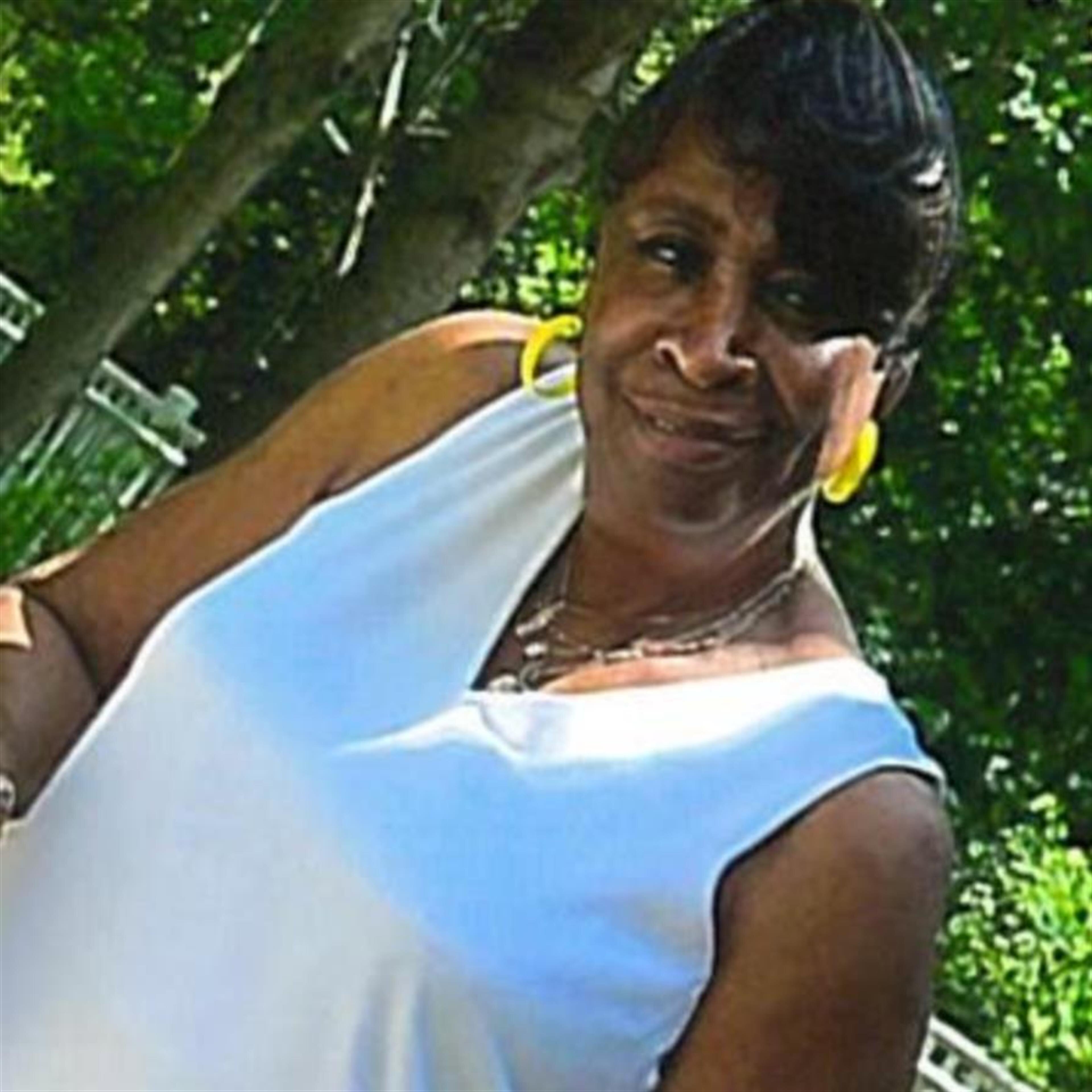 MRS. VALORIE TONYA BRAZZELL-LEE