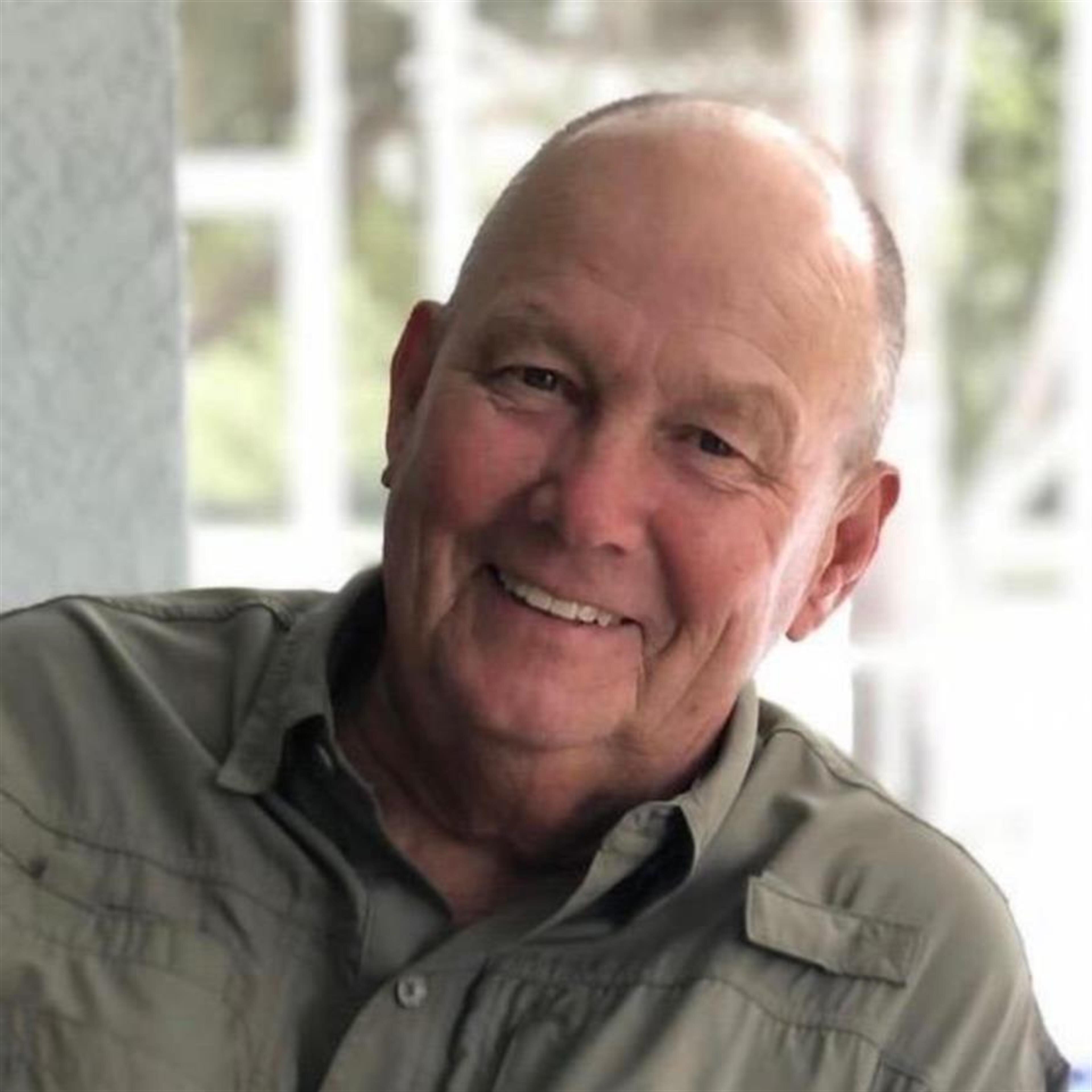 Robert "Bean" William Lundin