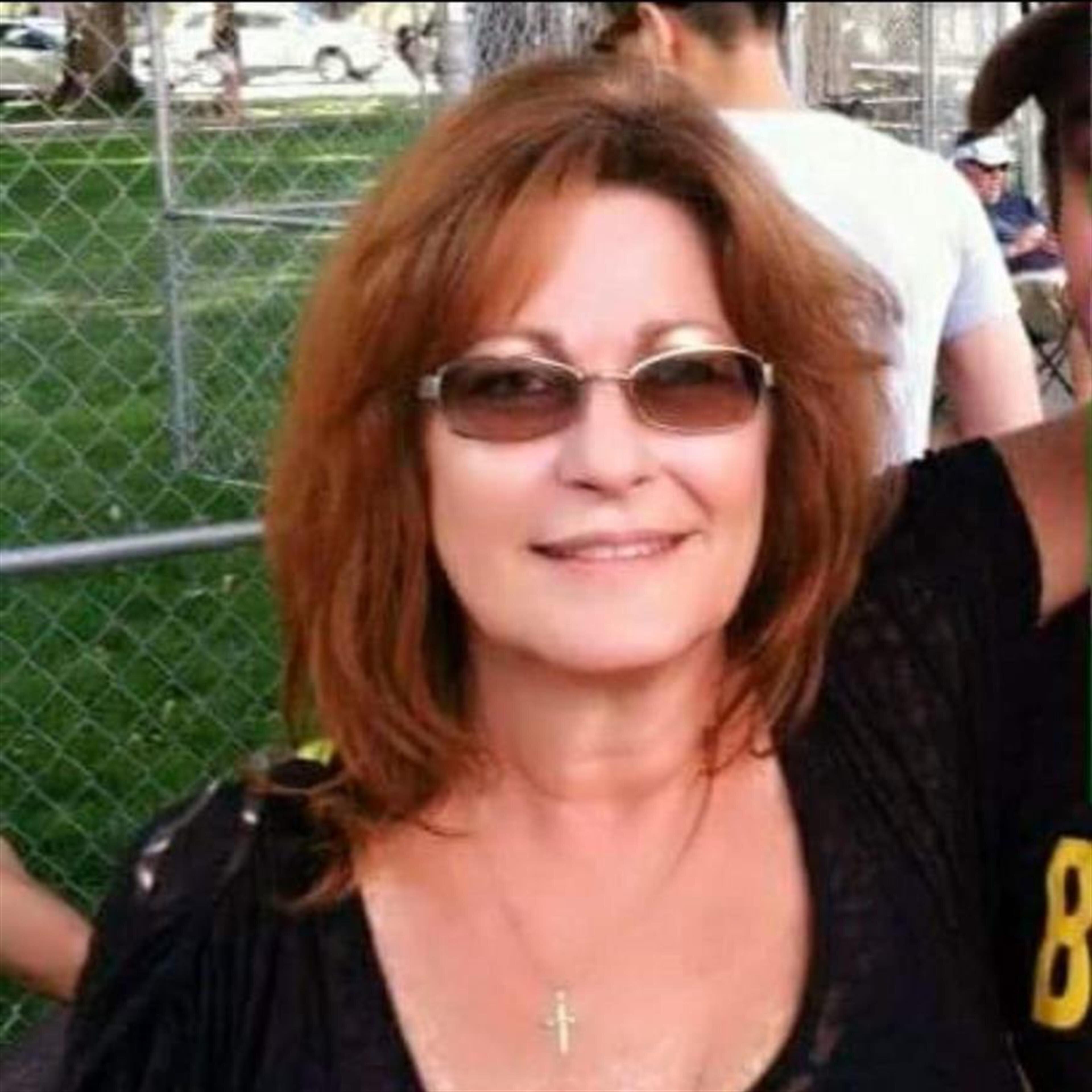 Nikki Lynne Hammond
