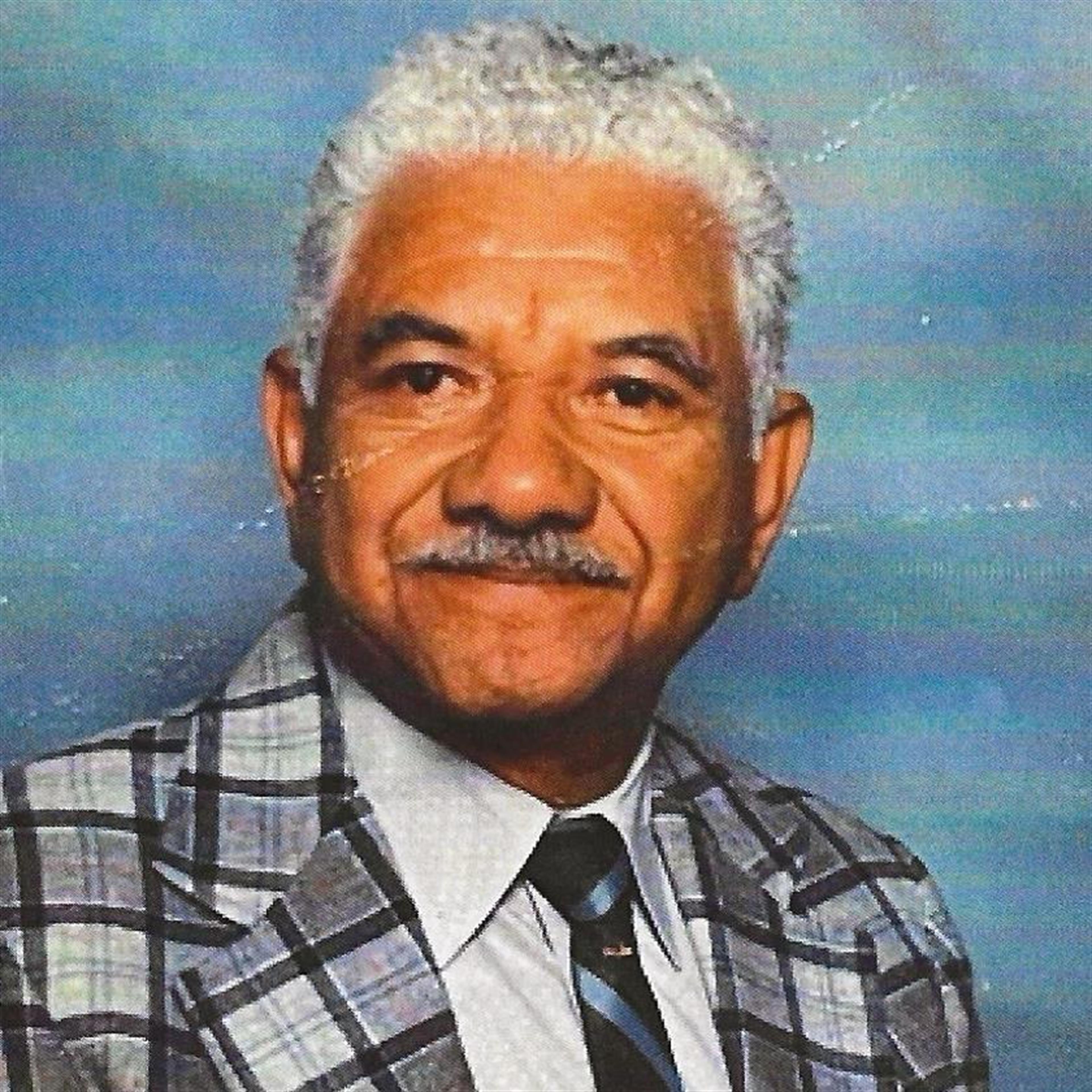 Mr. Albert L. Tamayo's obituary picture