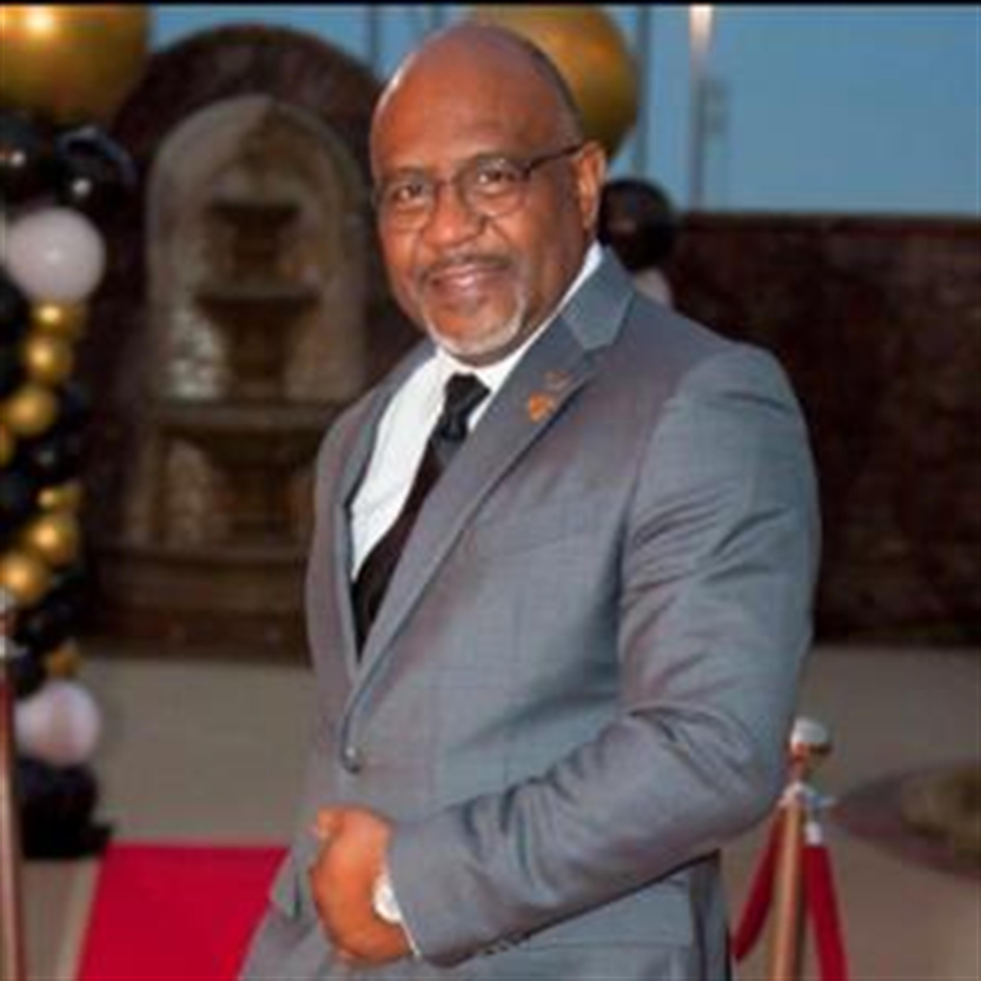 Mr. Richard LeMone Knight