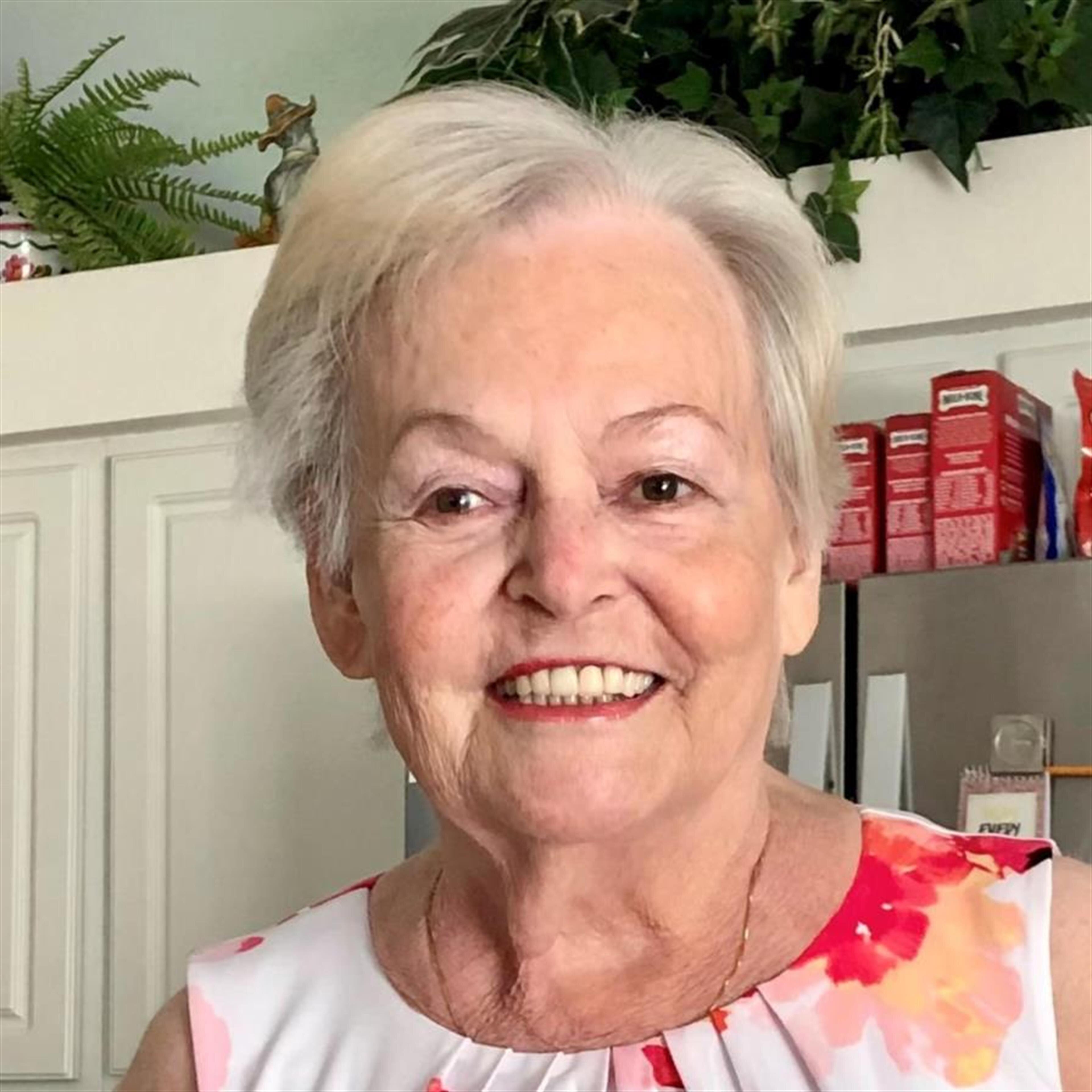 Patricia Elaine Molter
