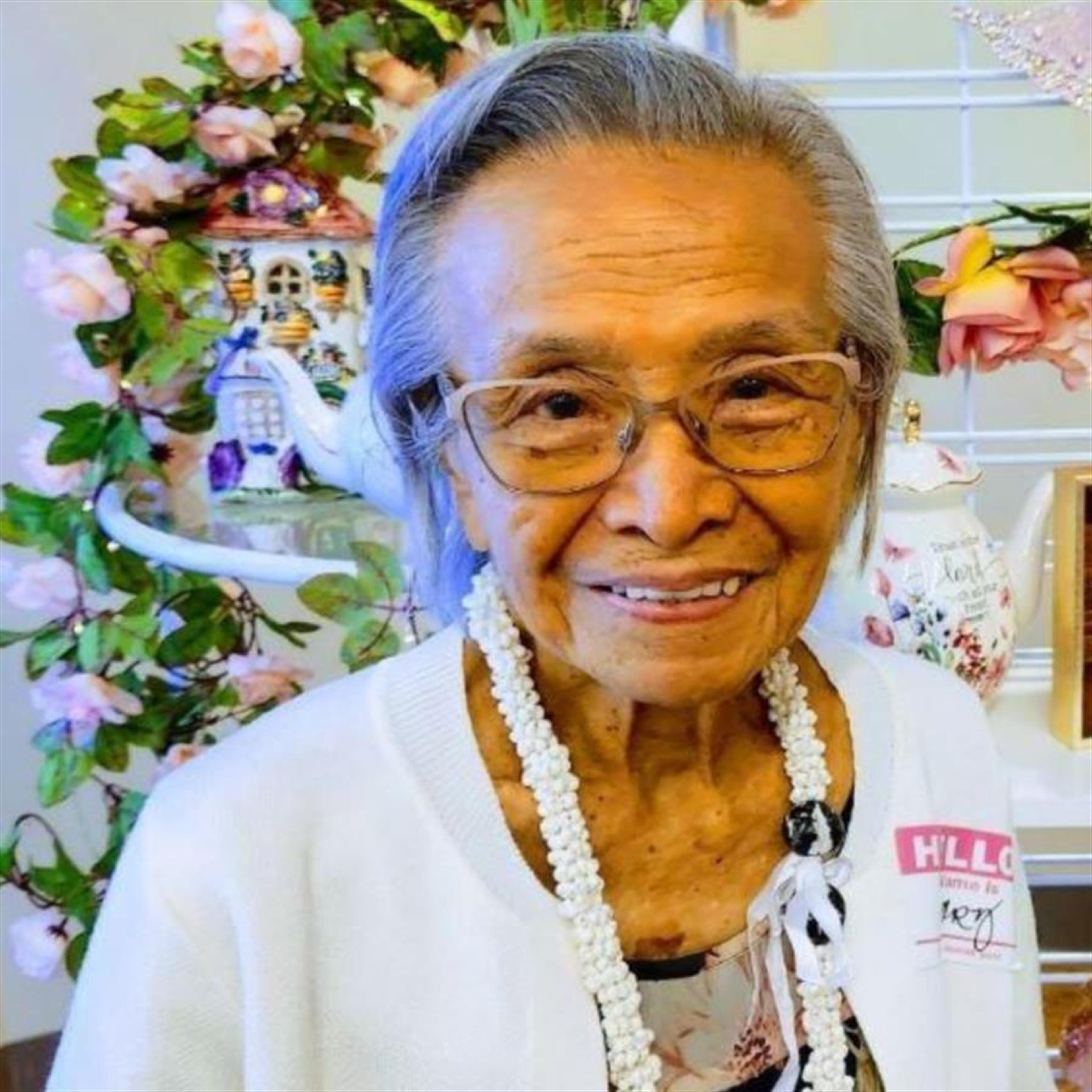 Maria Vinoya Caneso