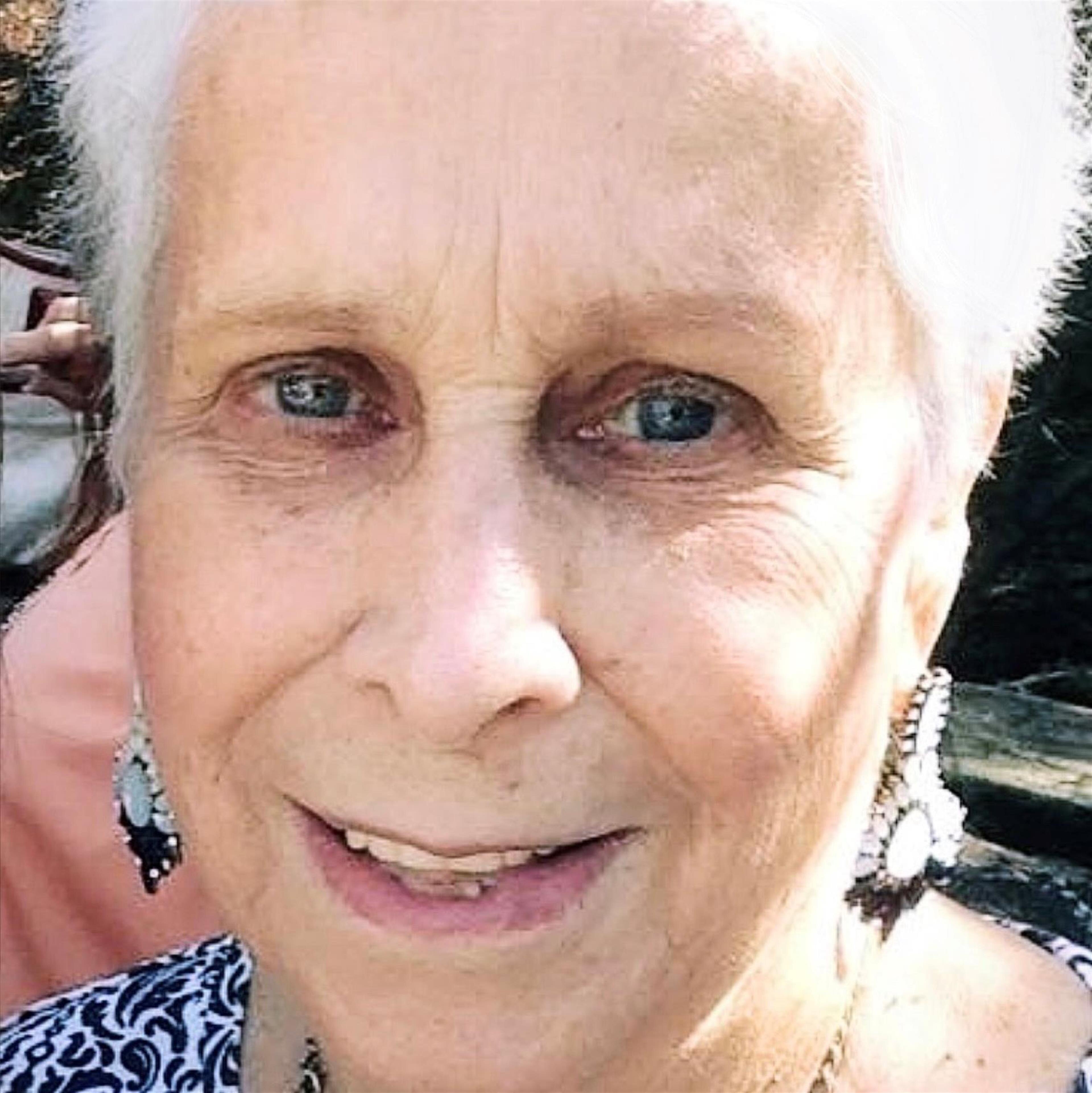 Janice May Lee