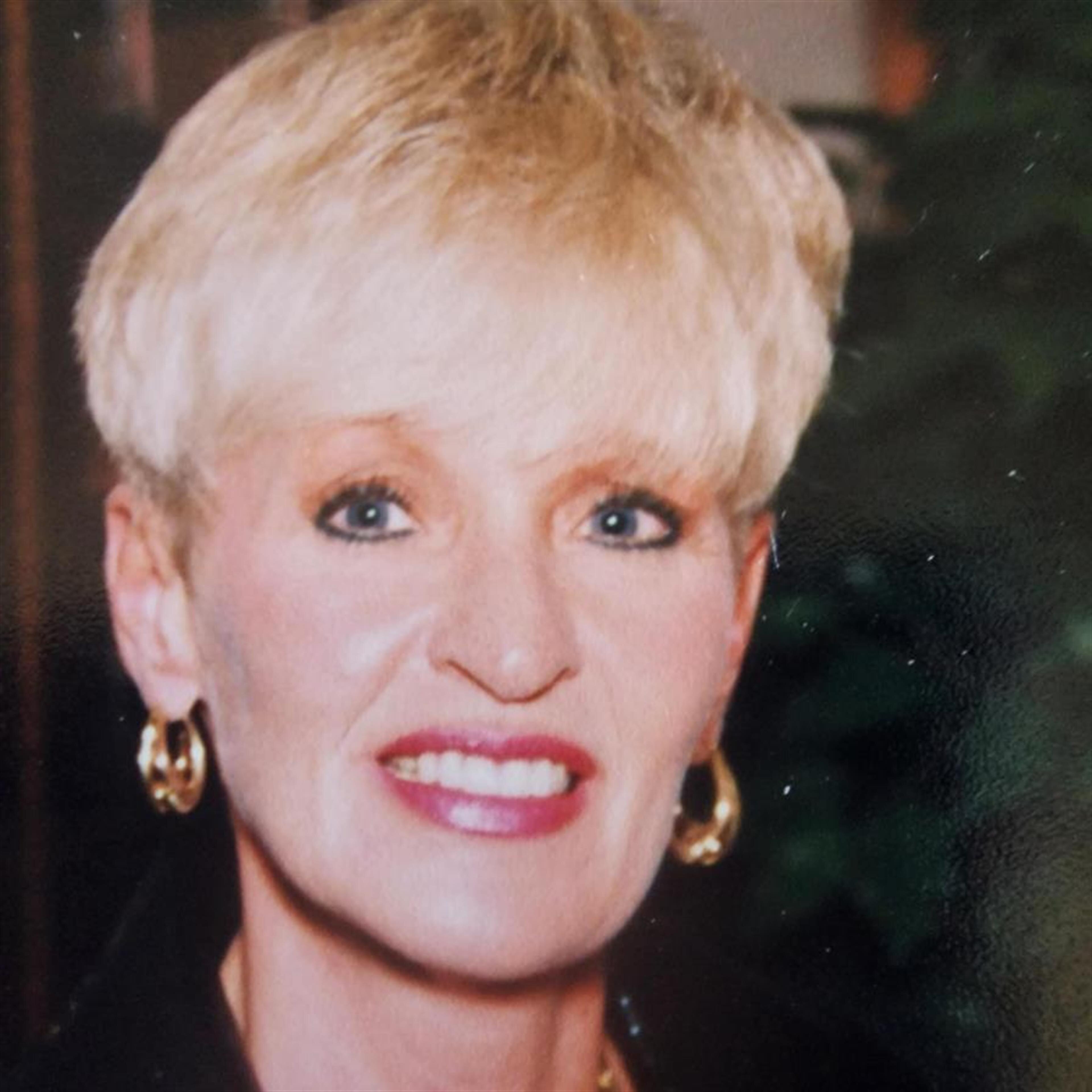 Robin Ella Perrotta