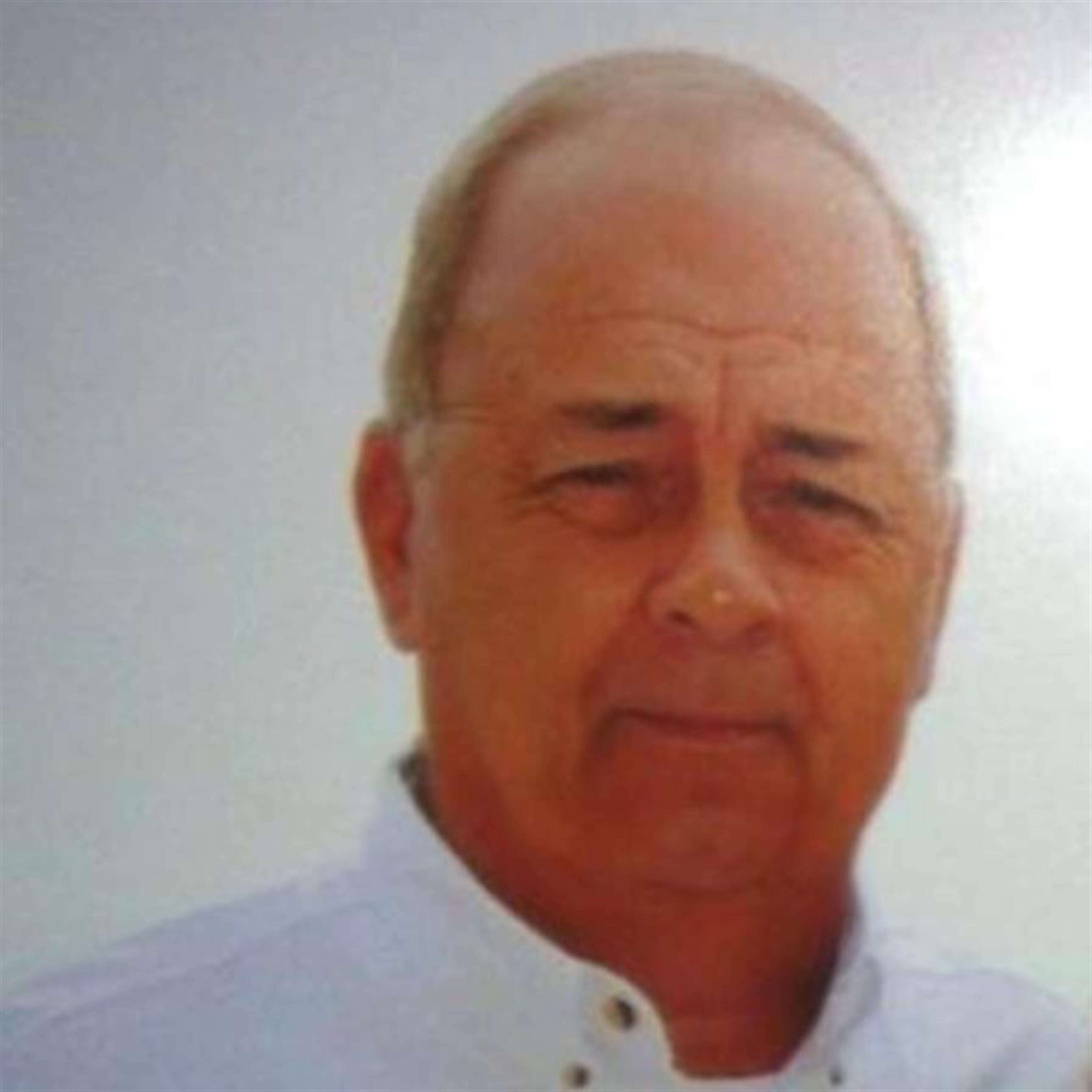 Robert Eugene Crouch Sr