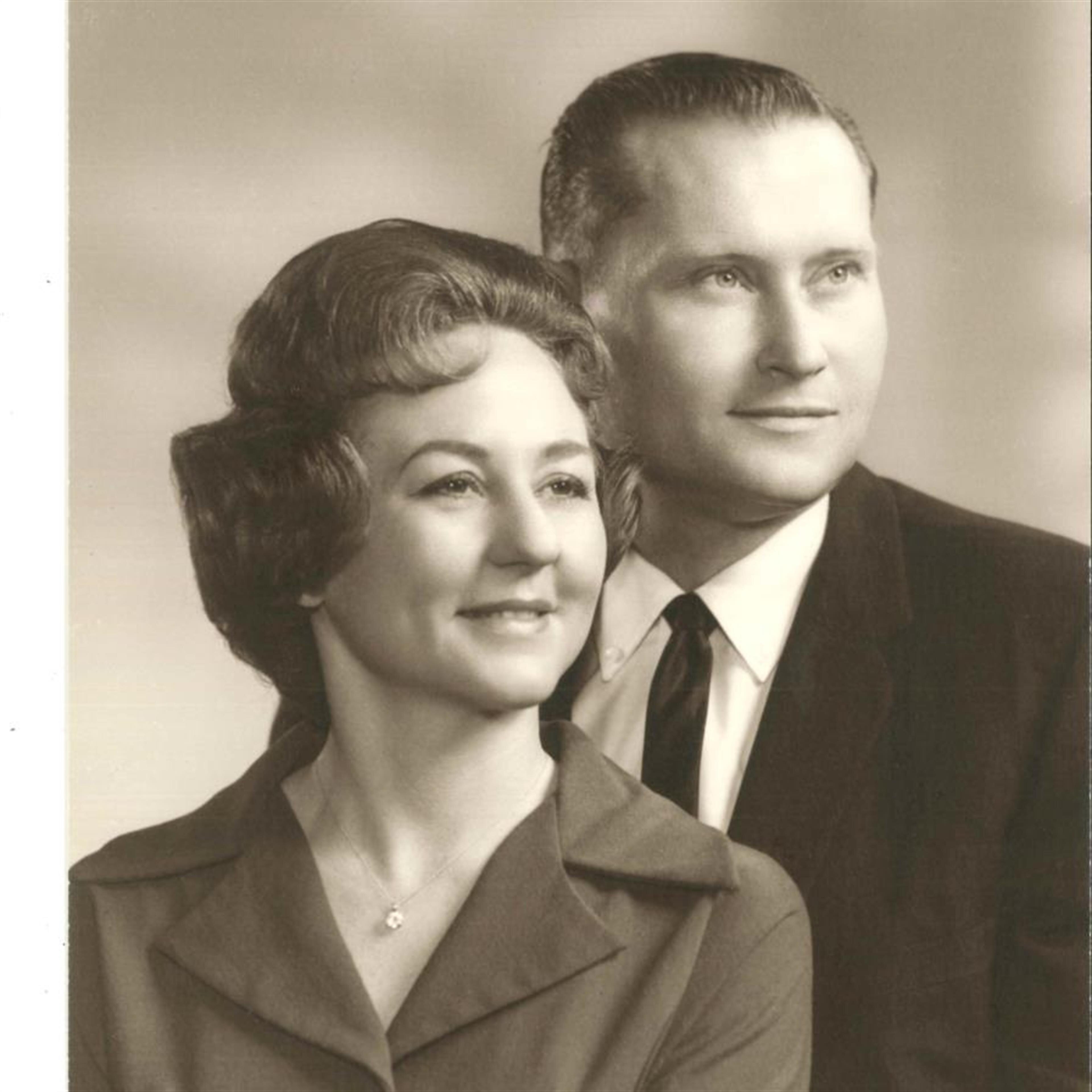 Shirlee R Smith