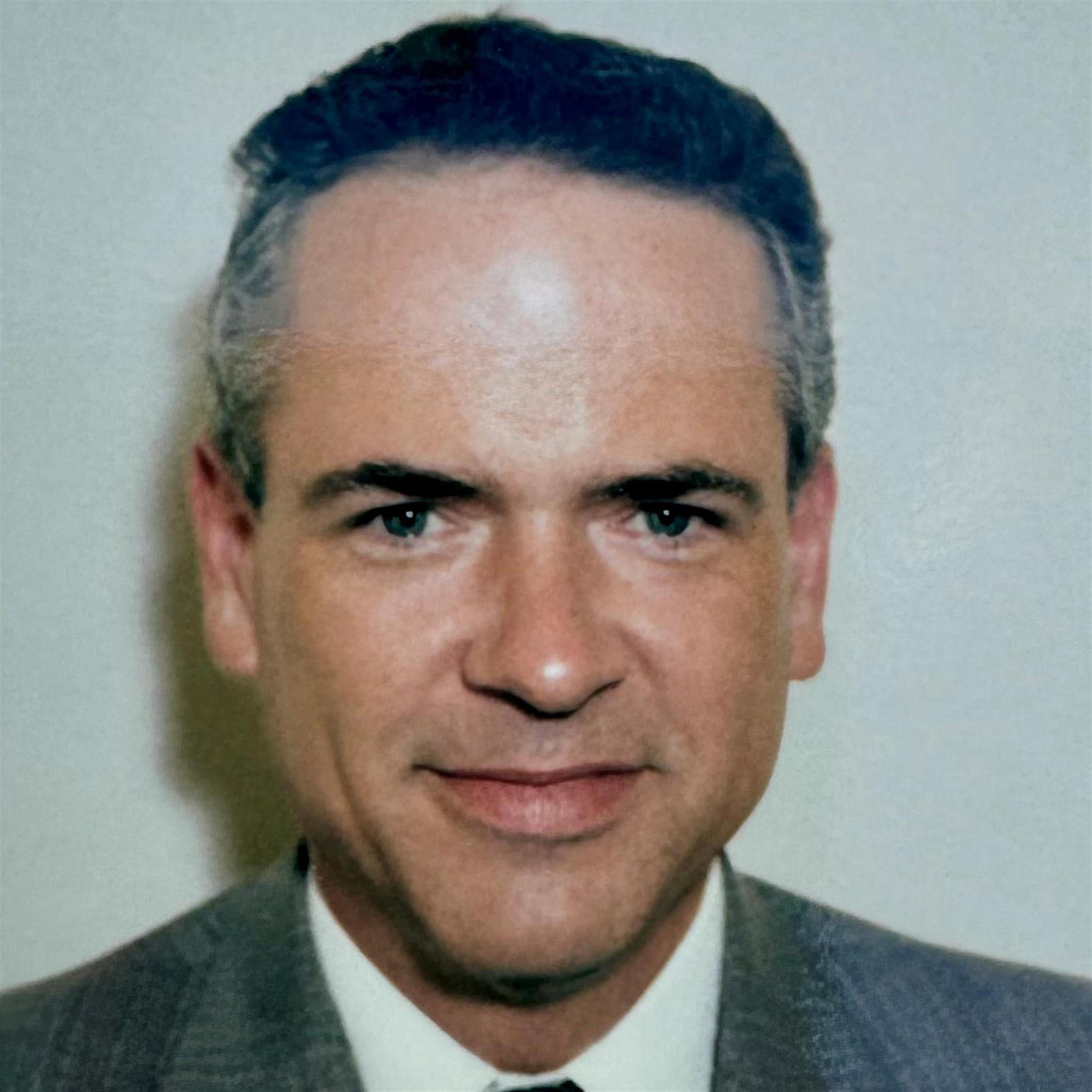 James L Lindsay