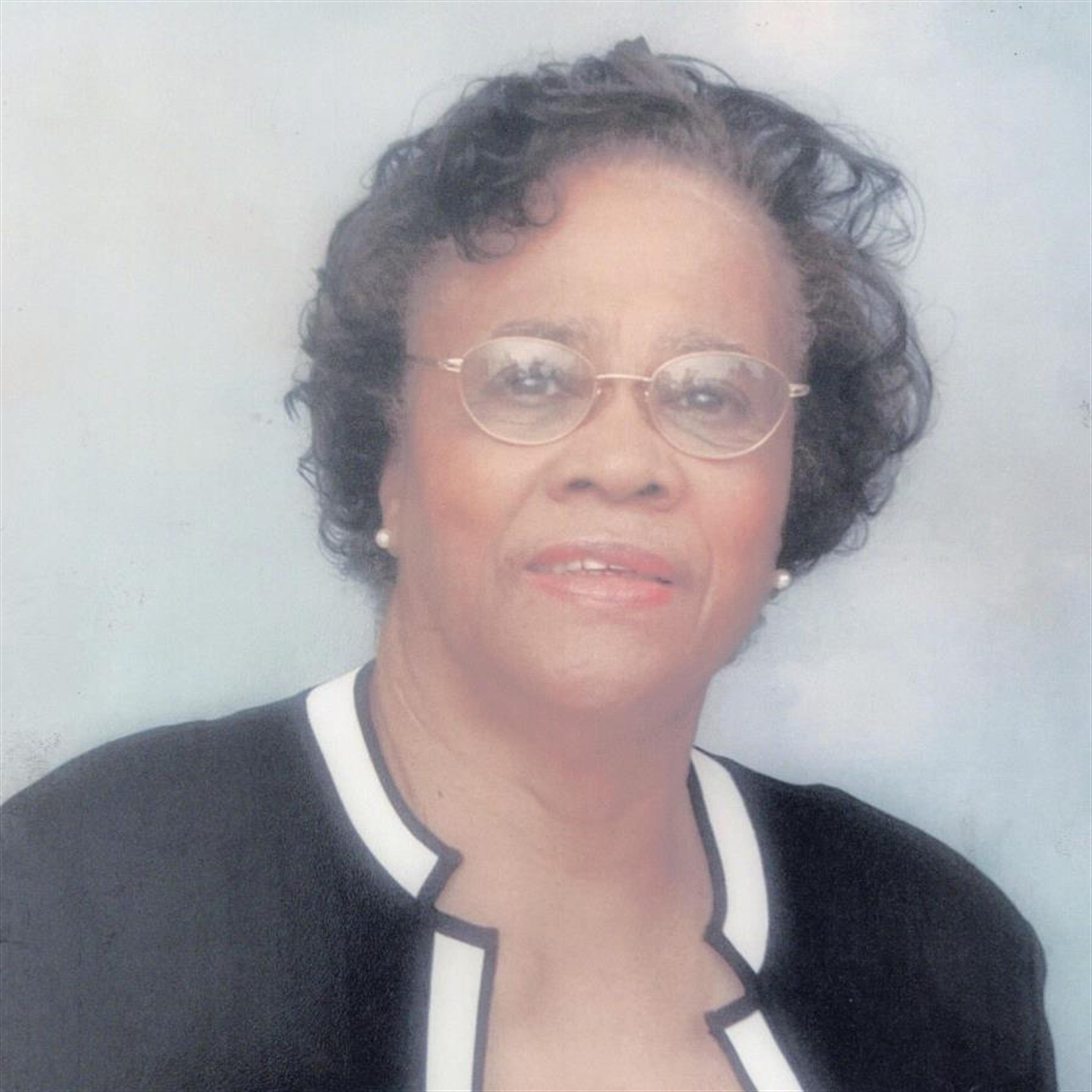 Evelyn Bernice Senior