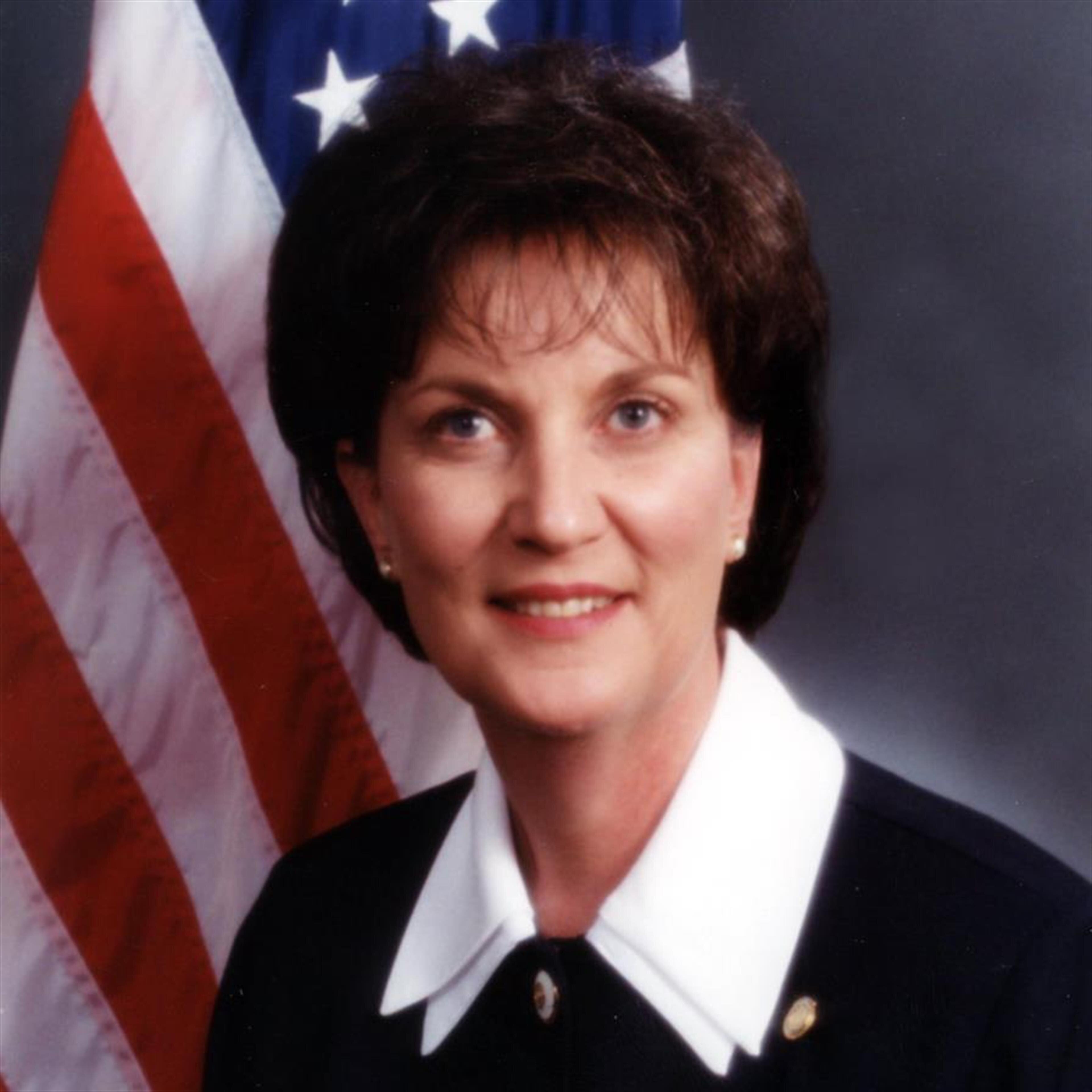 Elizabeth "Beth" Long (Lebanon)