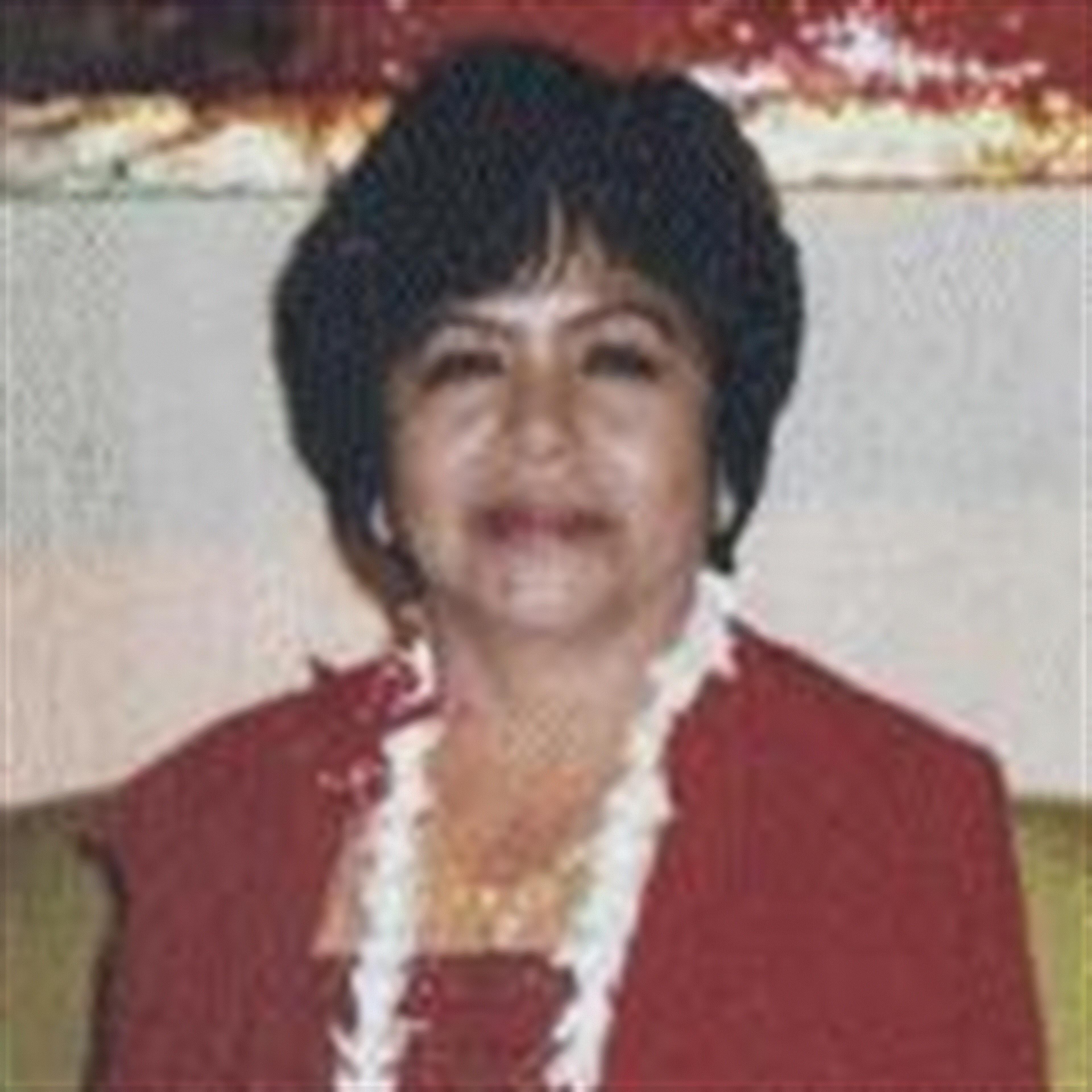 Cecilia Alambat Briones