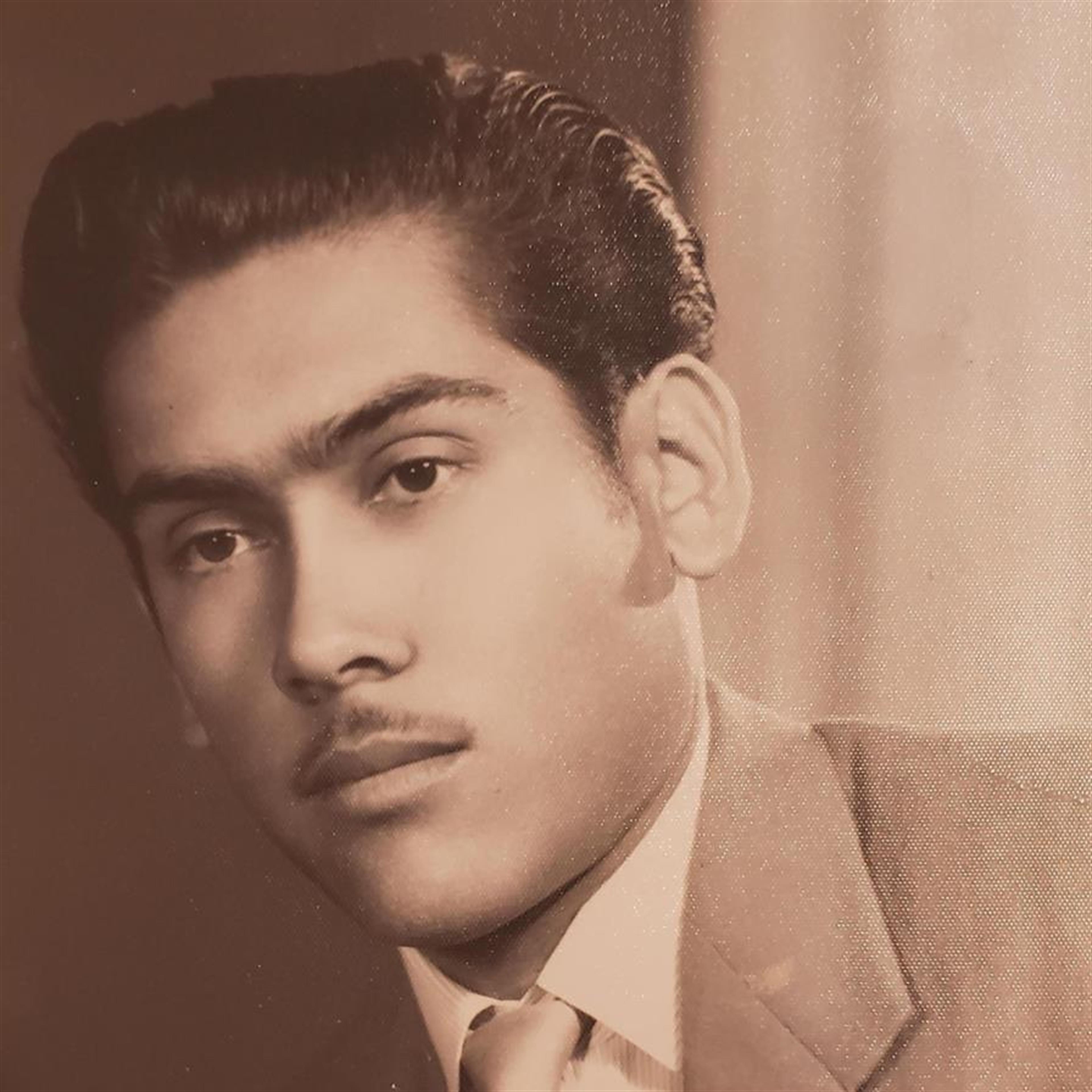 Rolando H Anaya