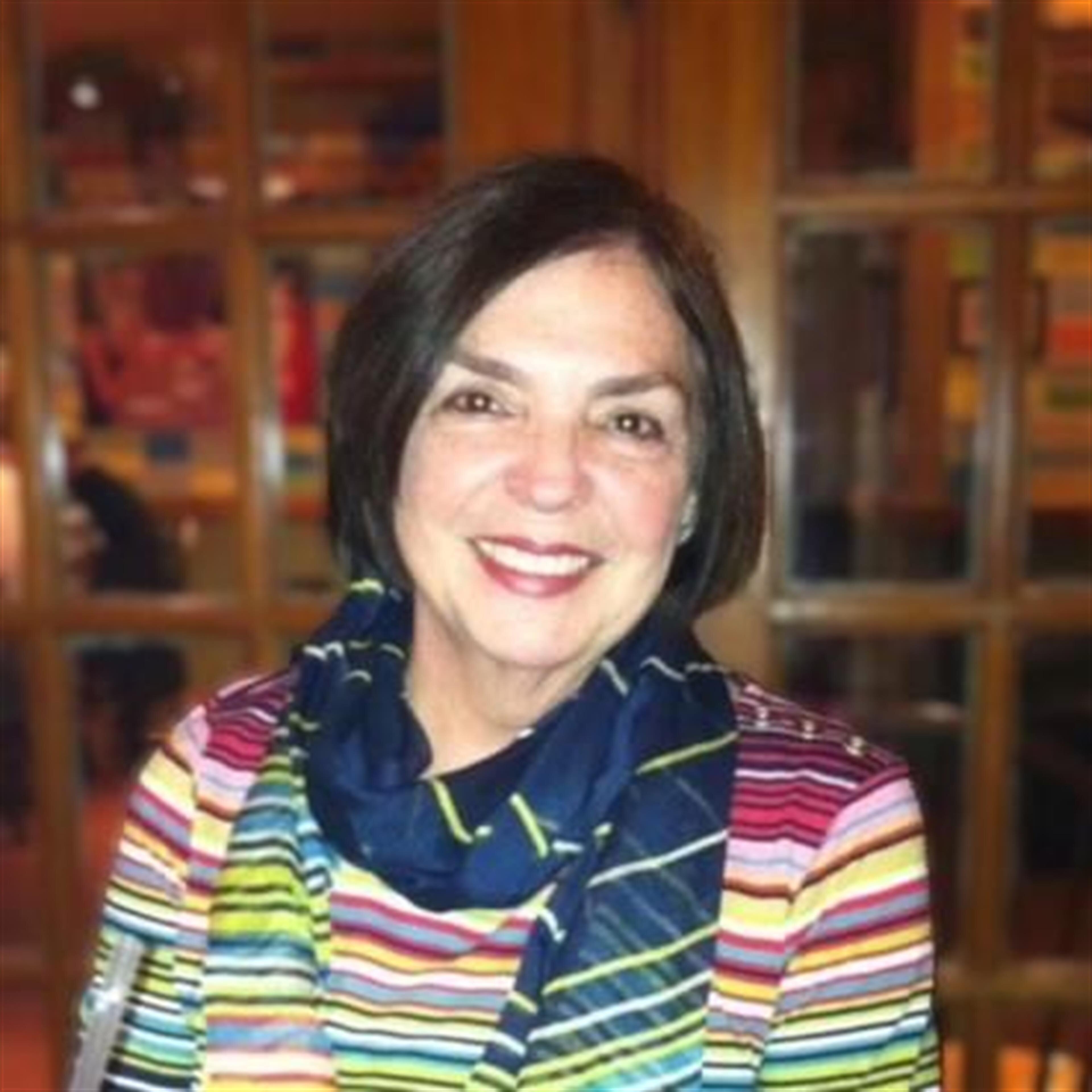 Linda M Quinn