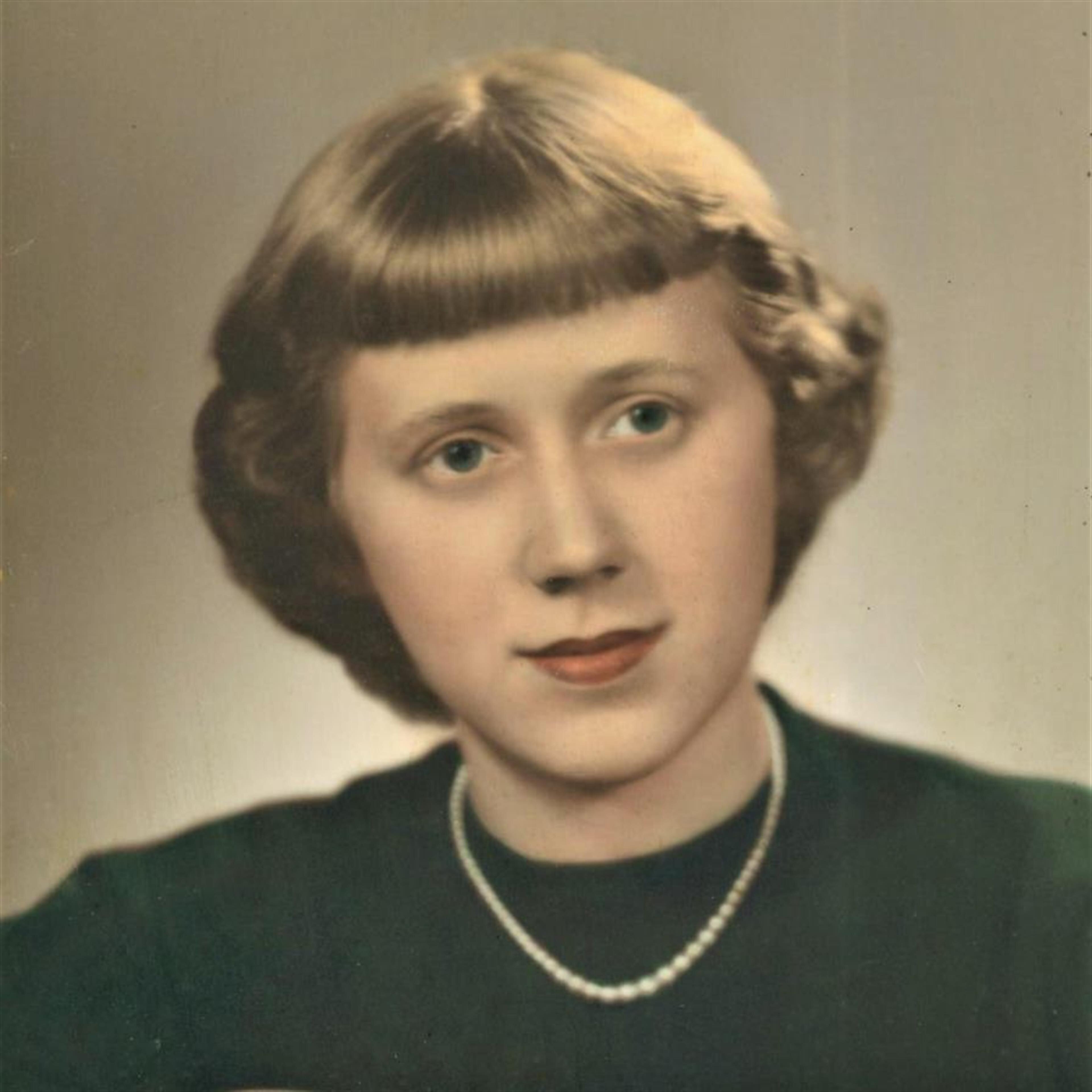 Laura Marie Decker