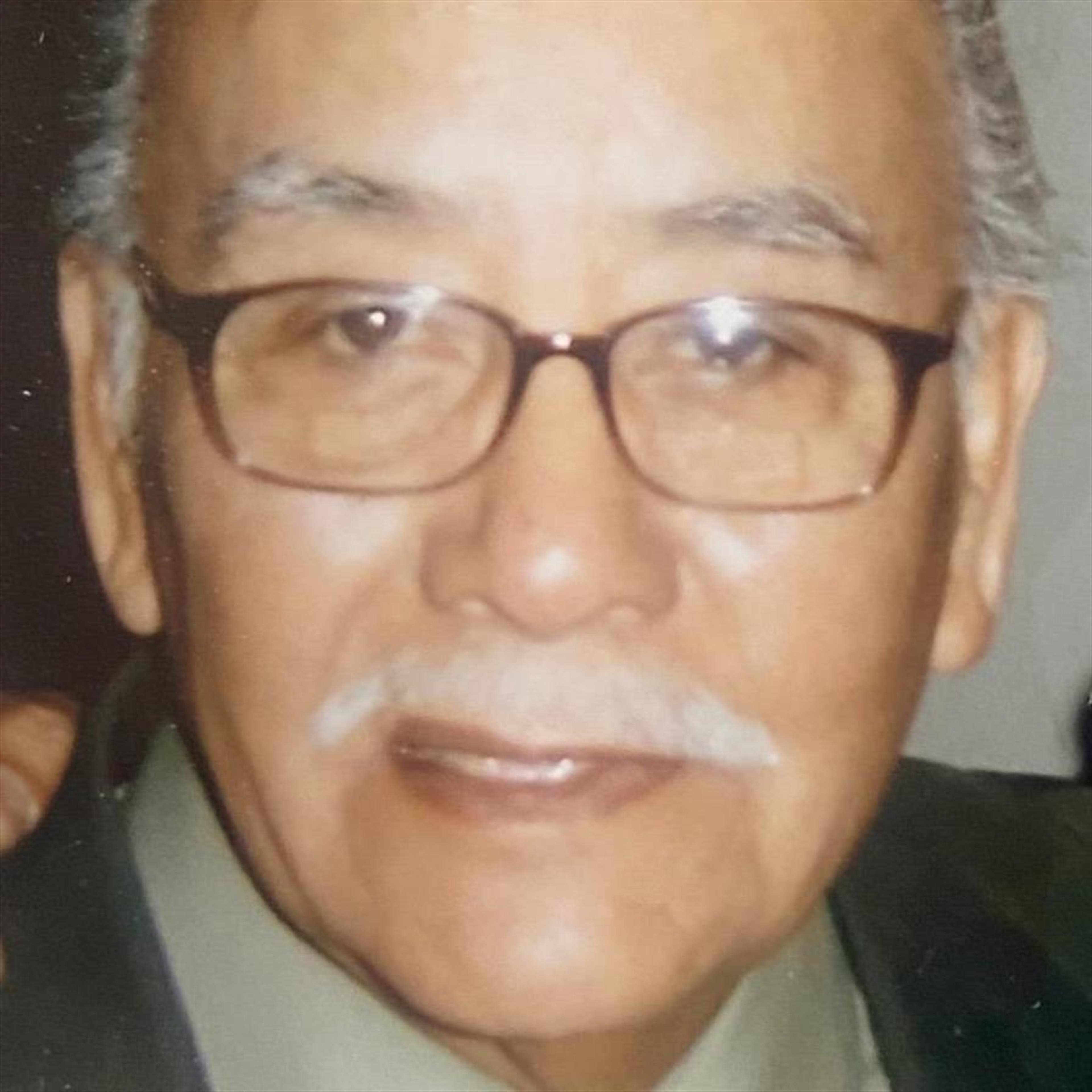 Manuel M Costilla