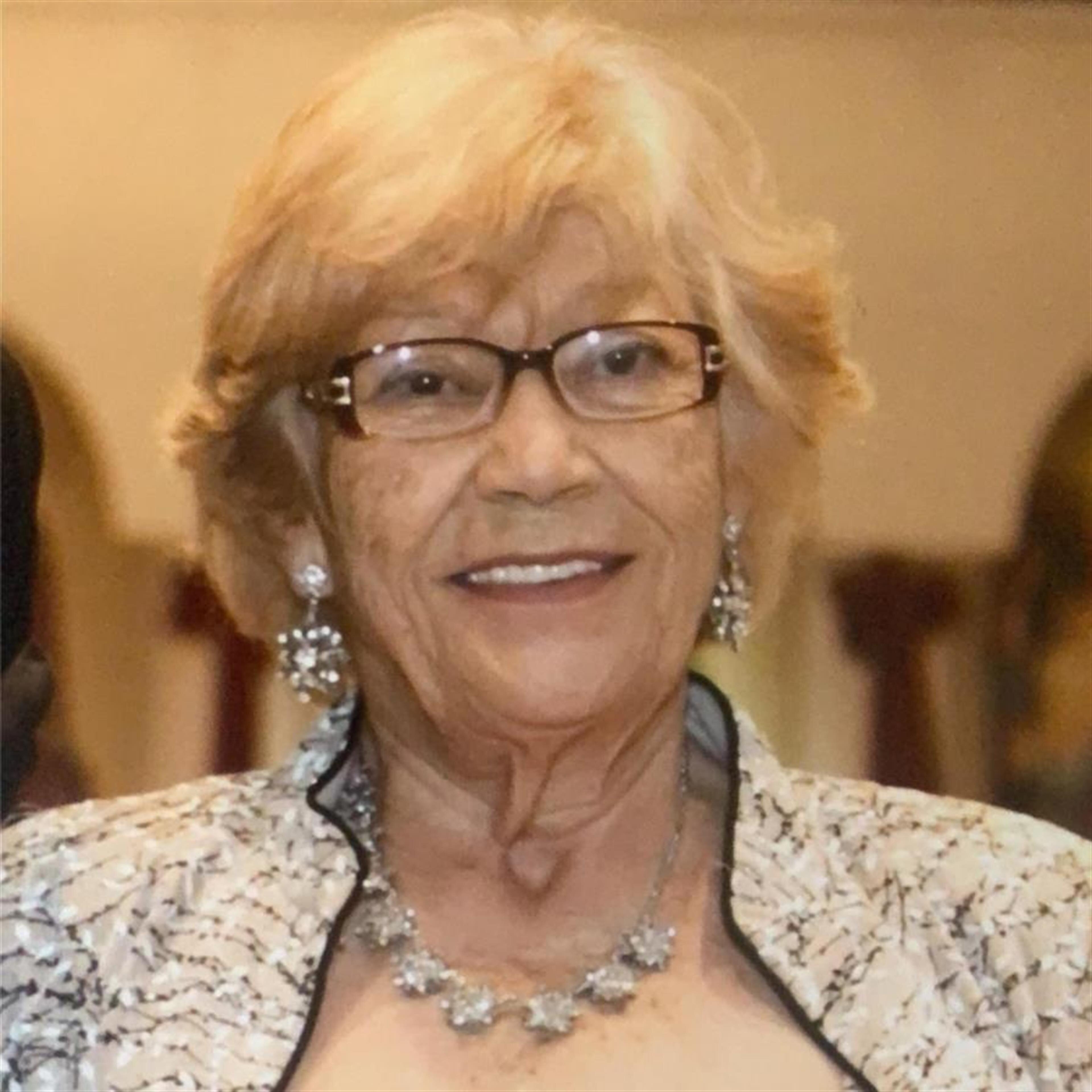 Rosa E. Ortiz