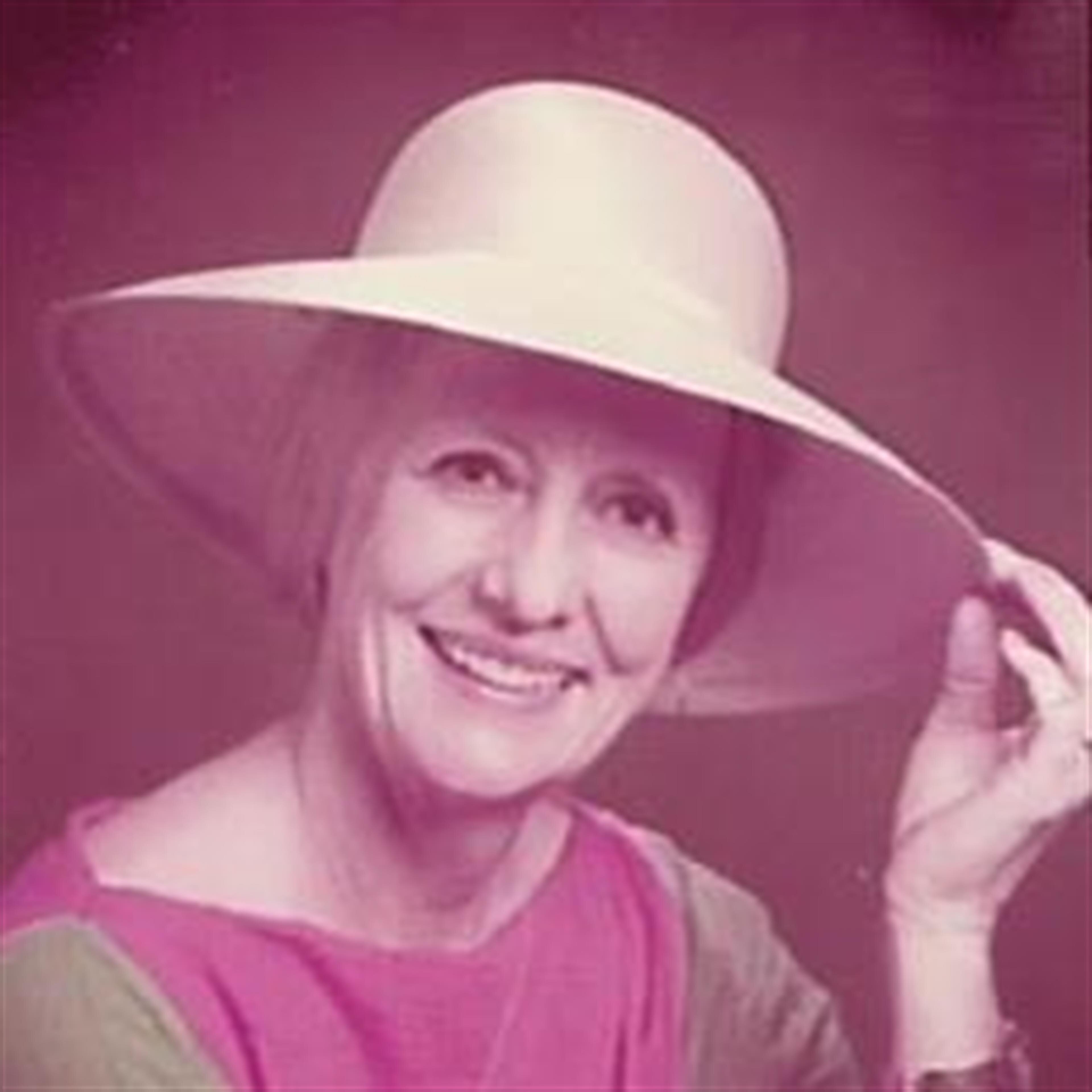 MARILYN HUEBNER DAVISON