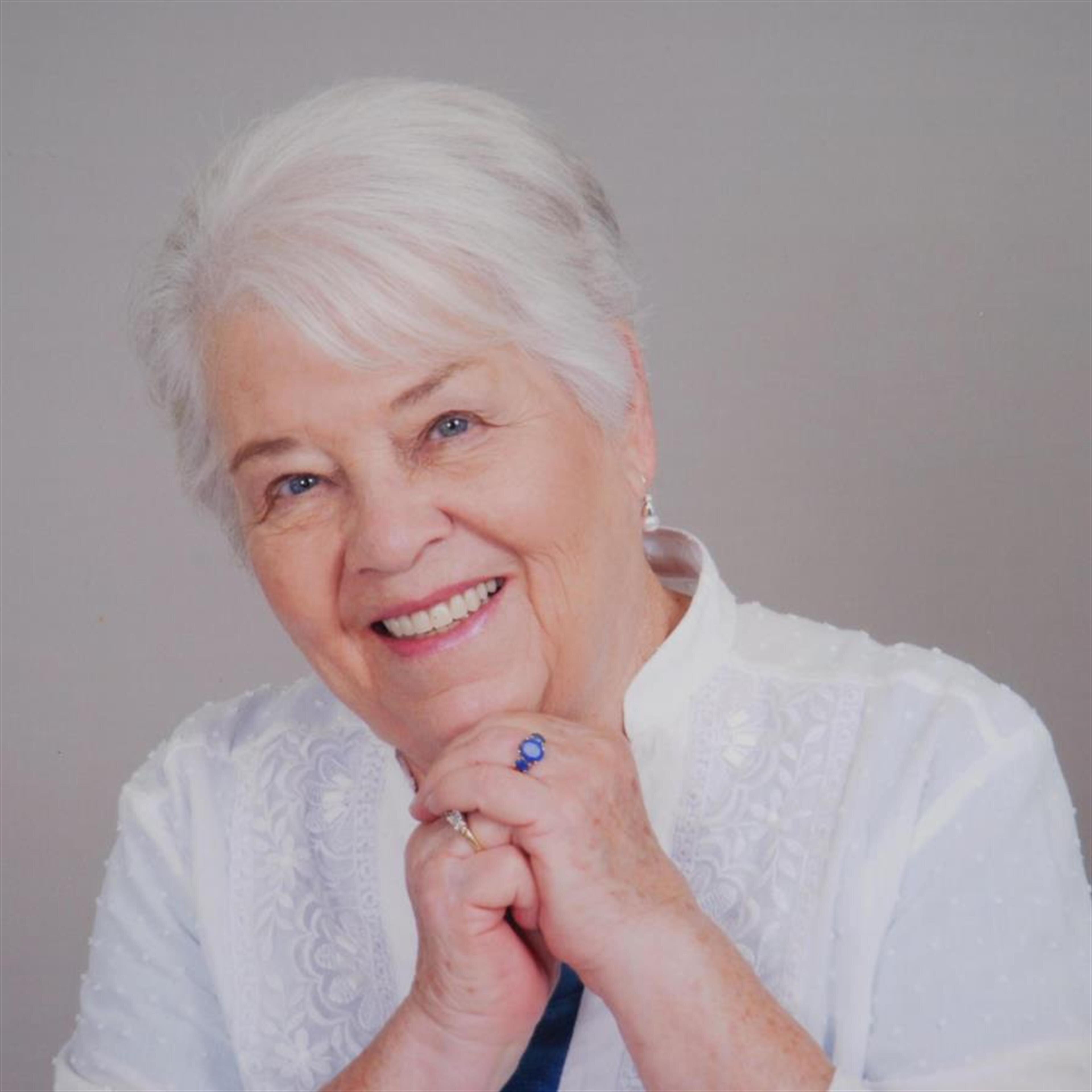 Carolyn Smith