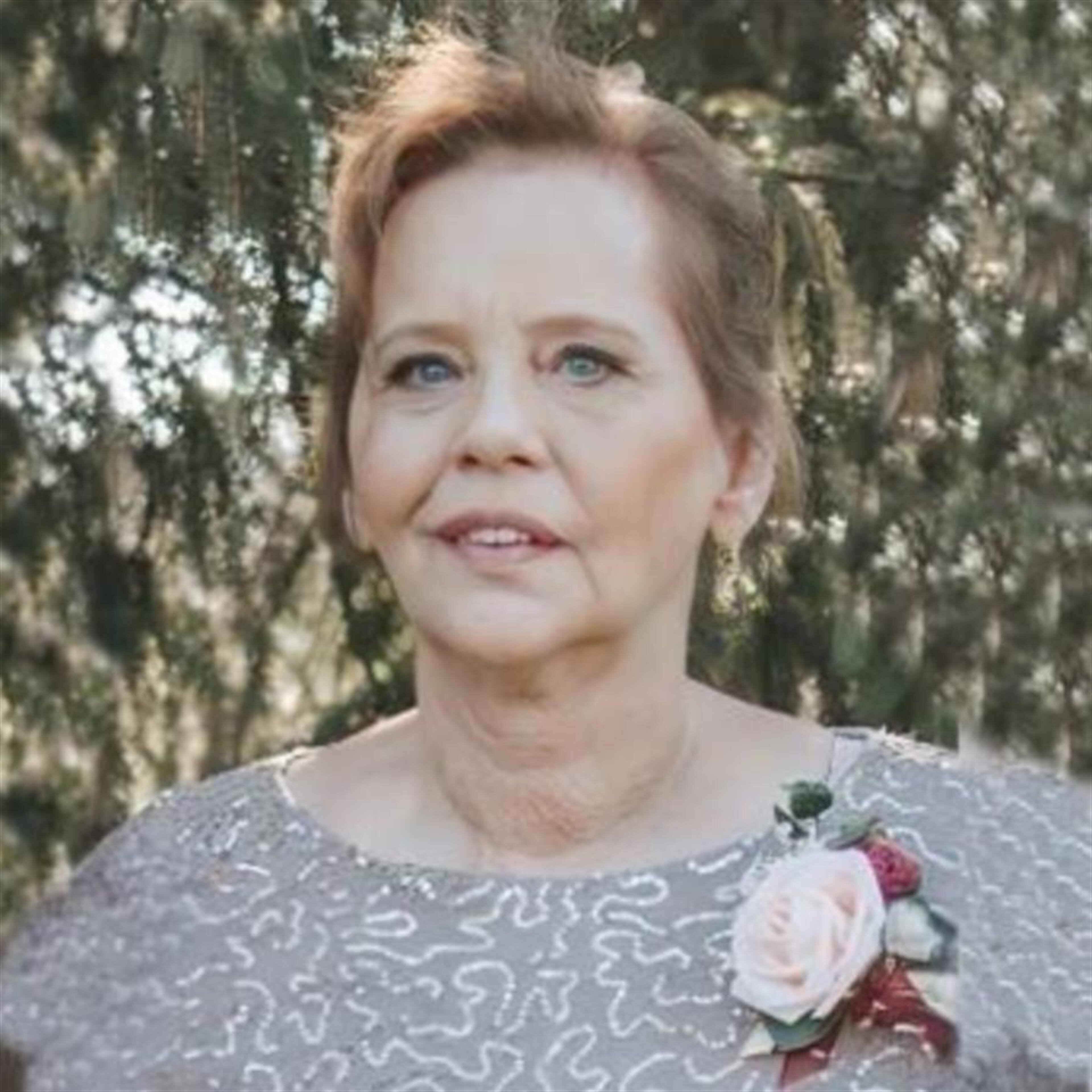 Michelle Holt