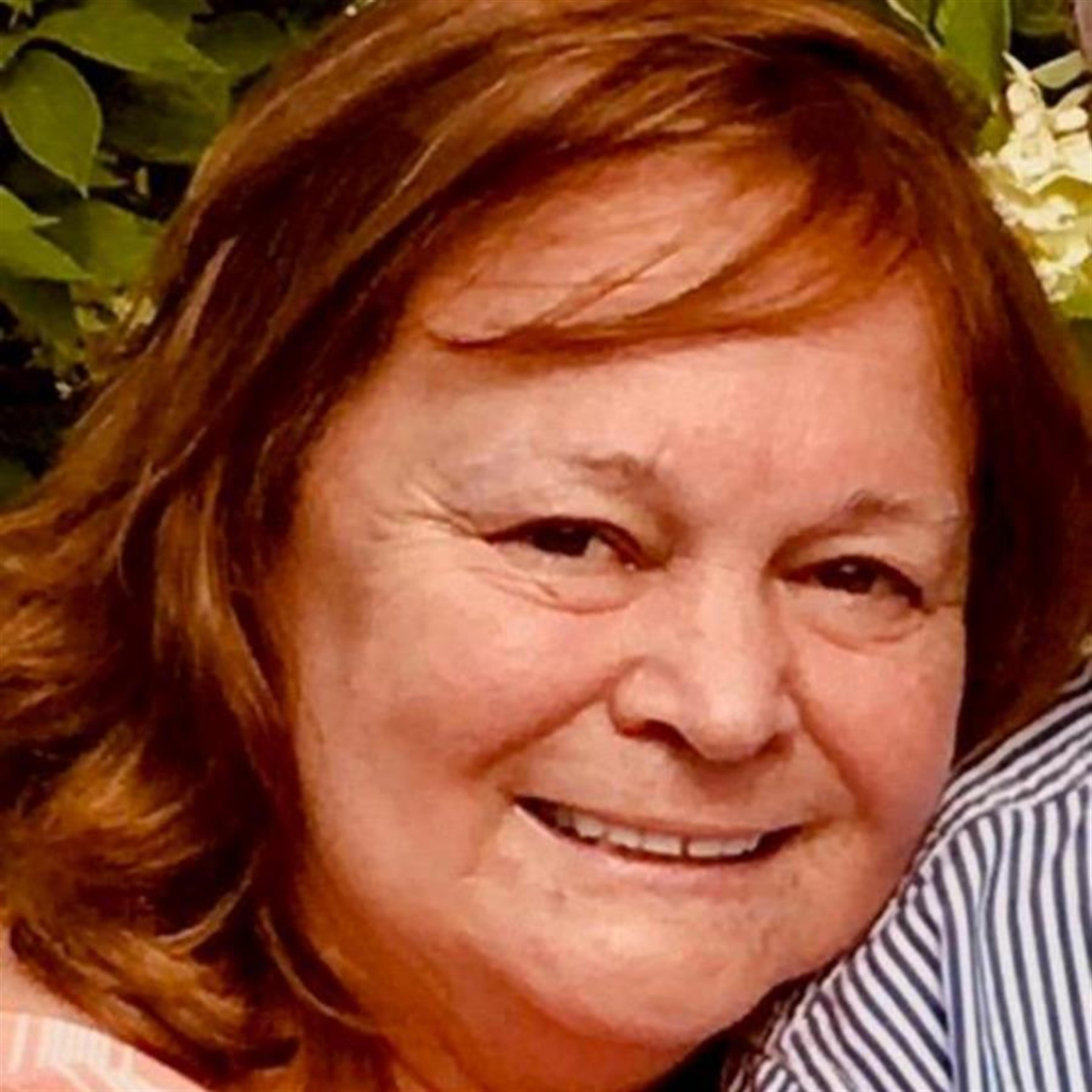 Linda (Eacker) Van Iseghem