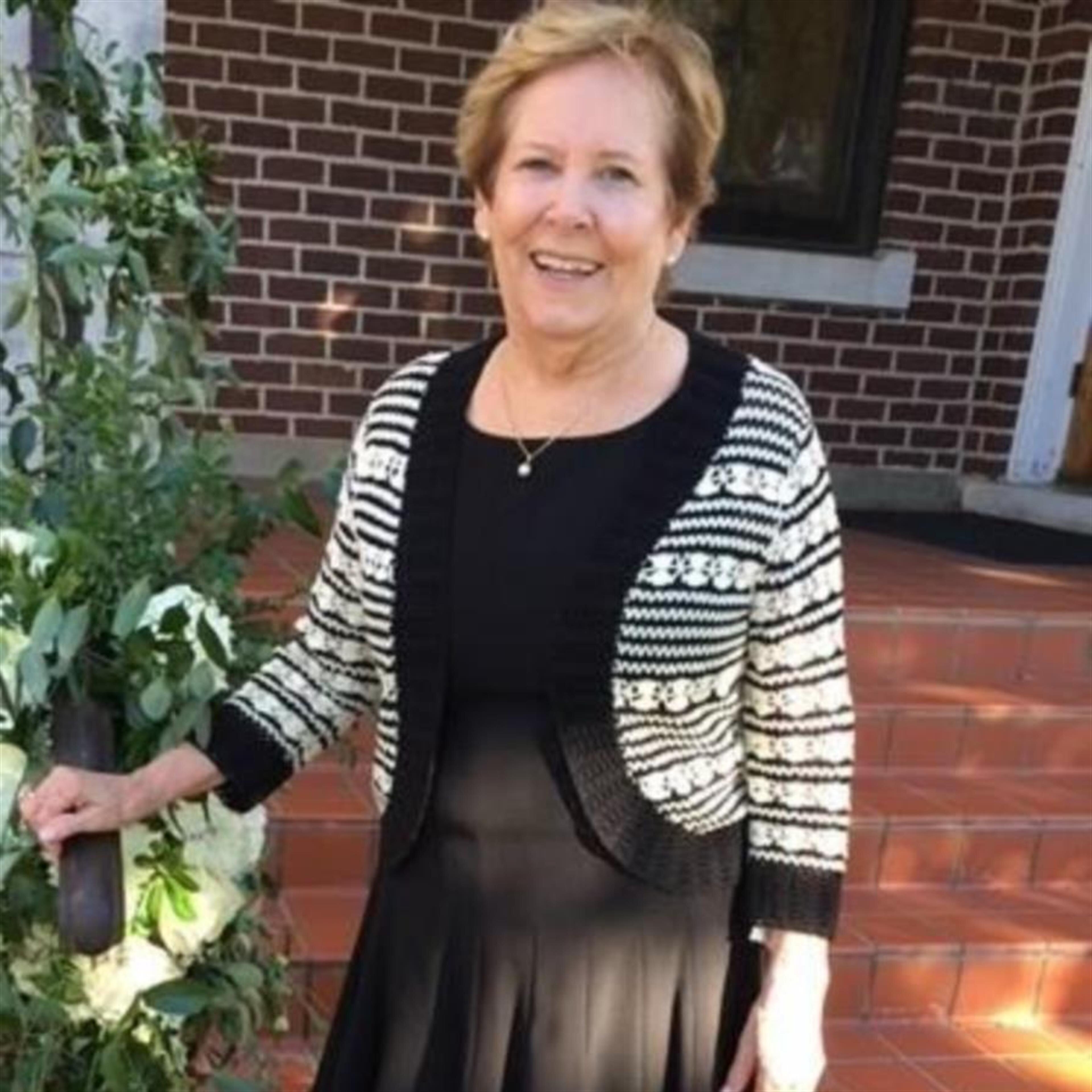Sondra Hollis Thomas