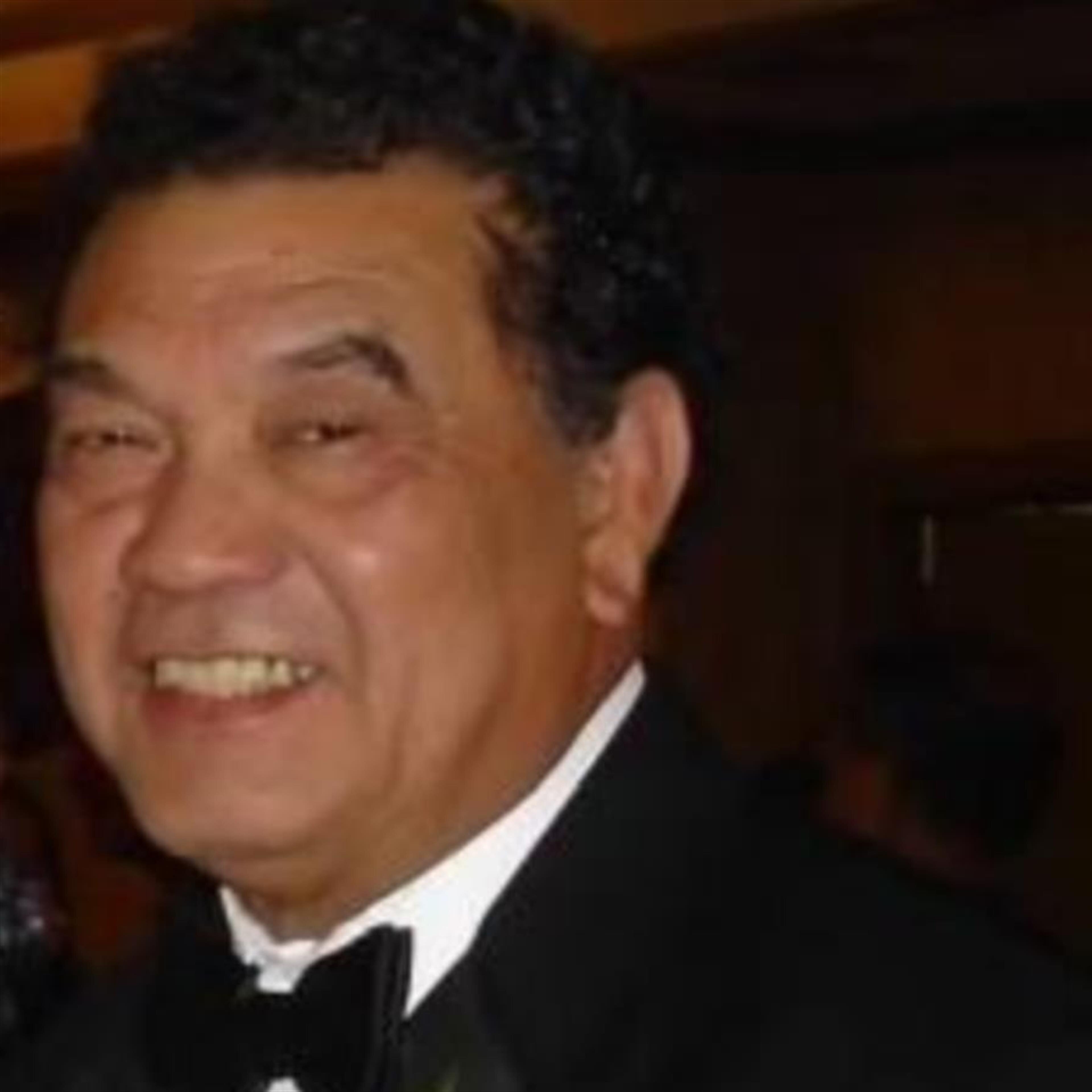 Mr Rodolfo Lainez Ballelos