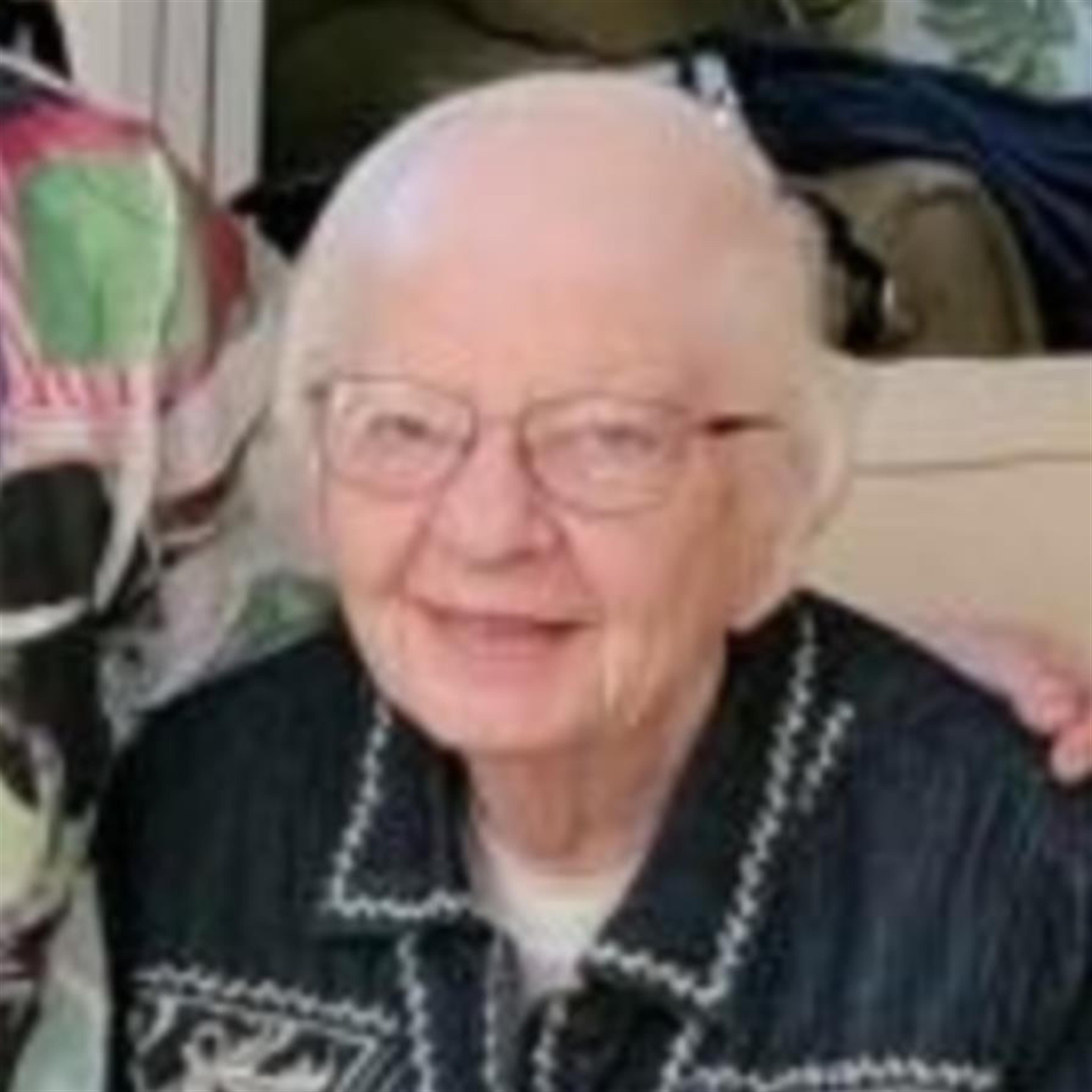 Lila Mae Lutz's obituary picture