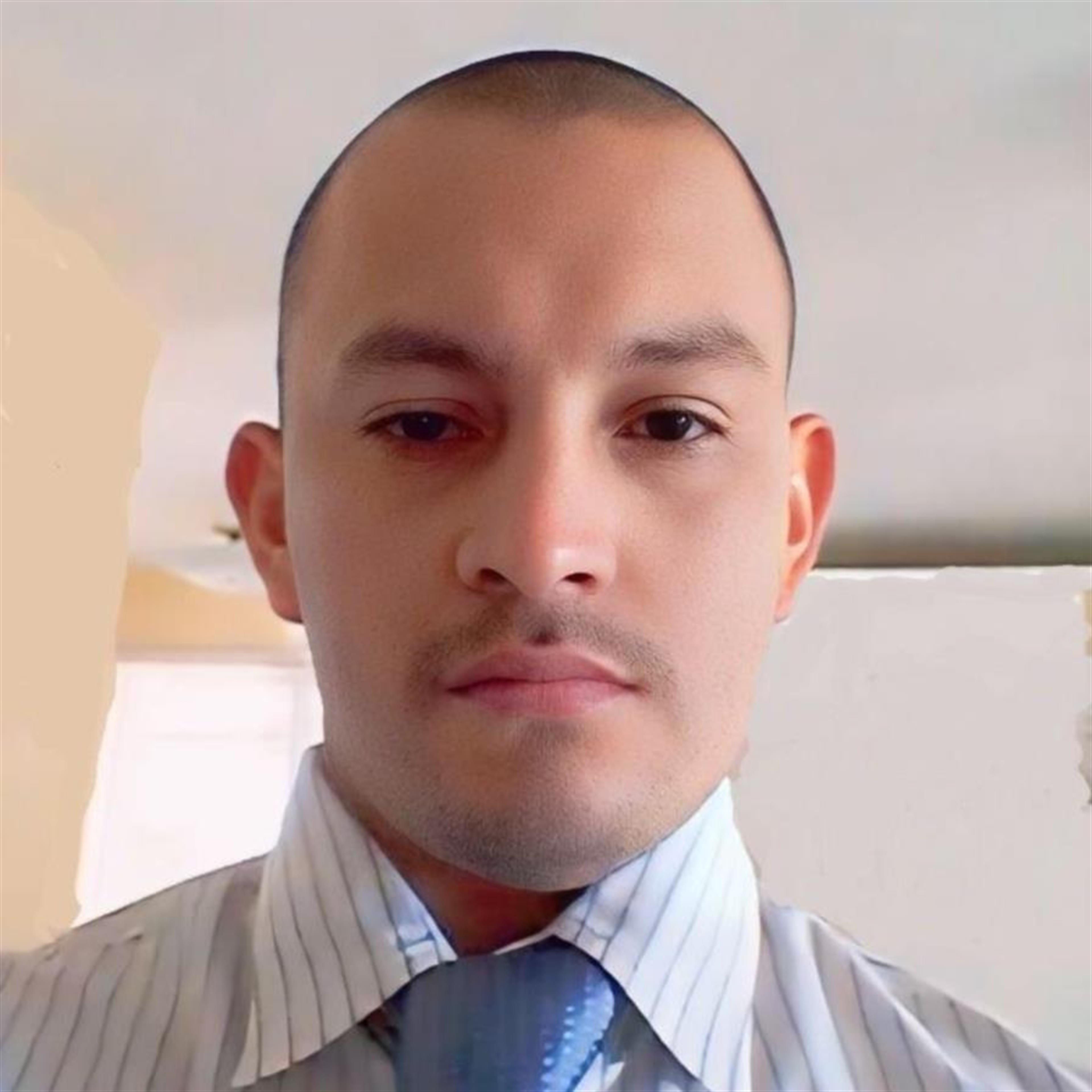 Gustavo Alvarez Garcia's obituary picture