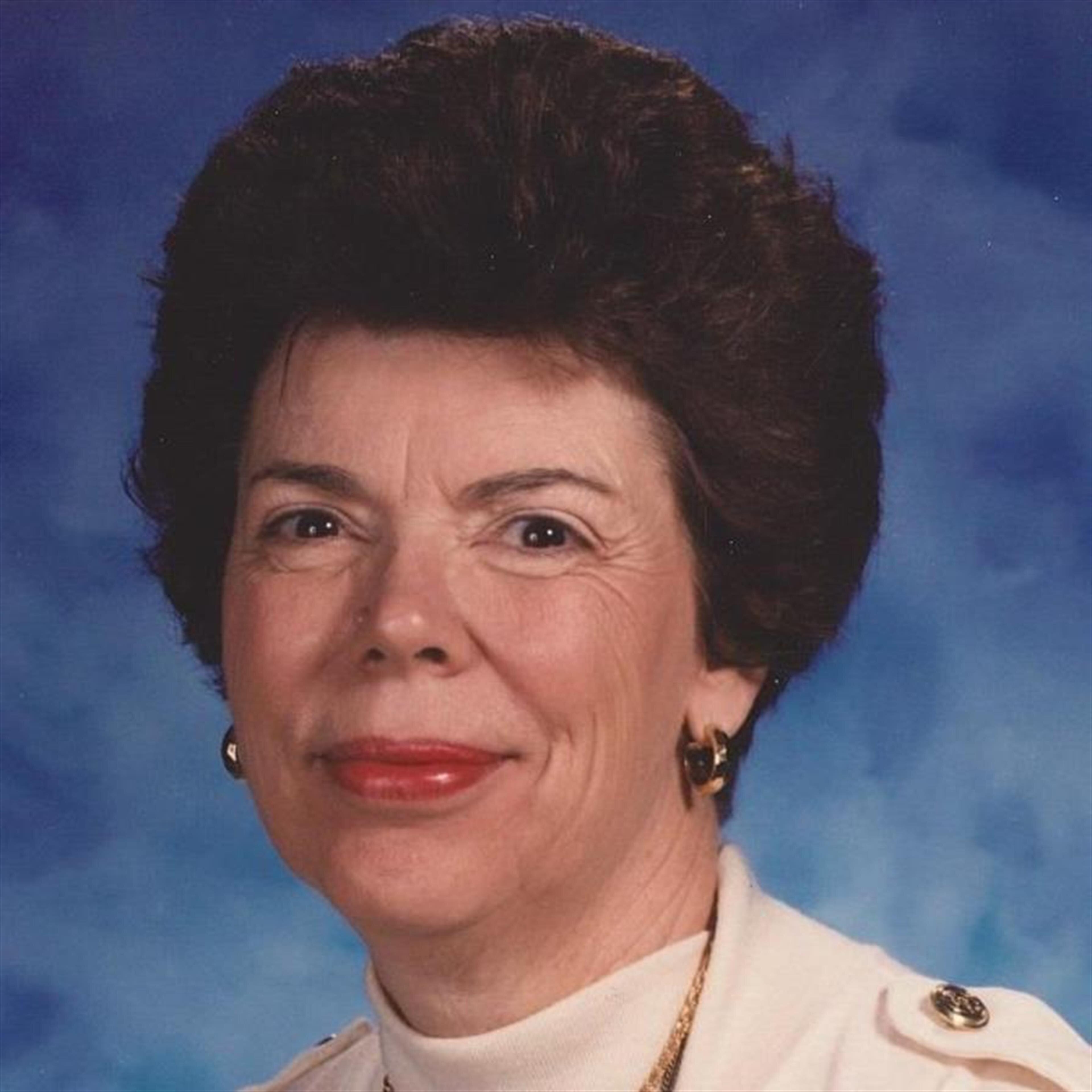 Carolyn Lee Perkins