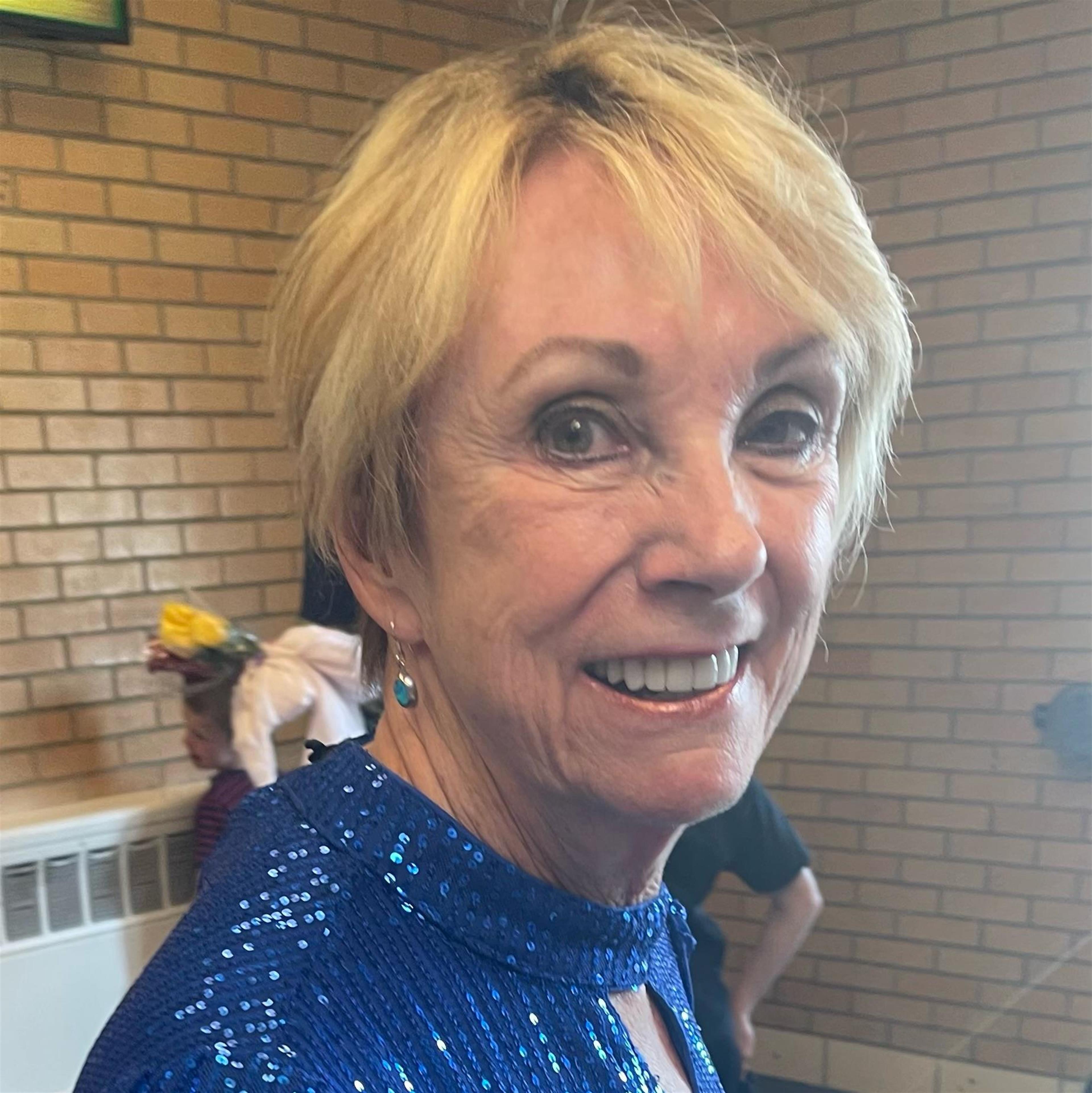 Launa Gibbons' obituary picture