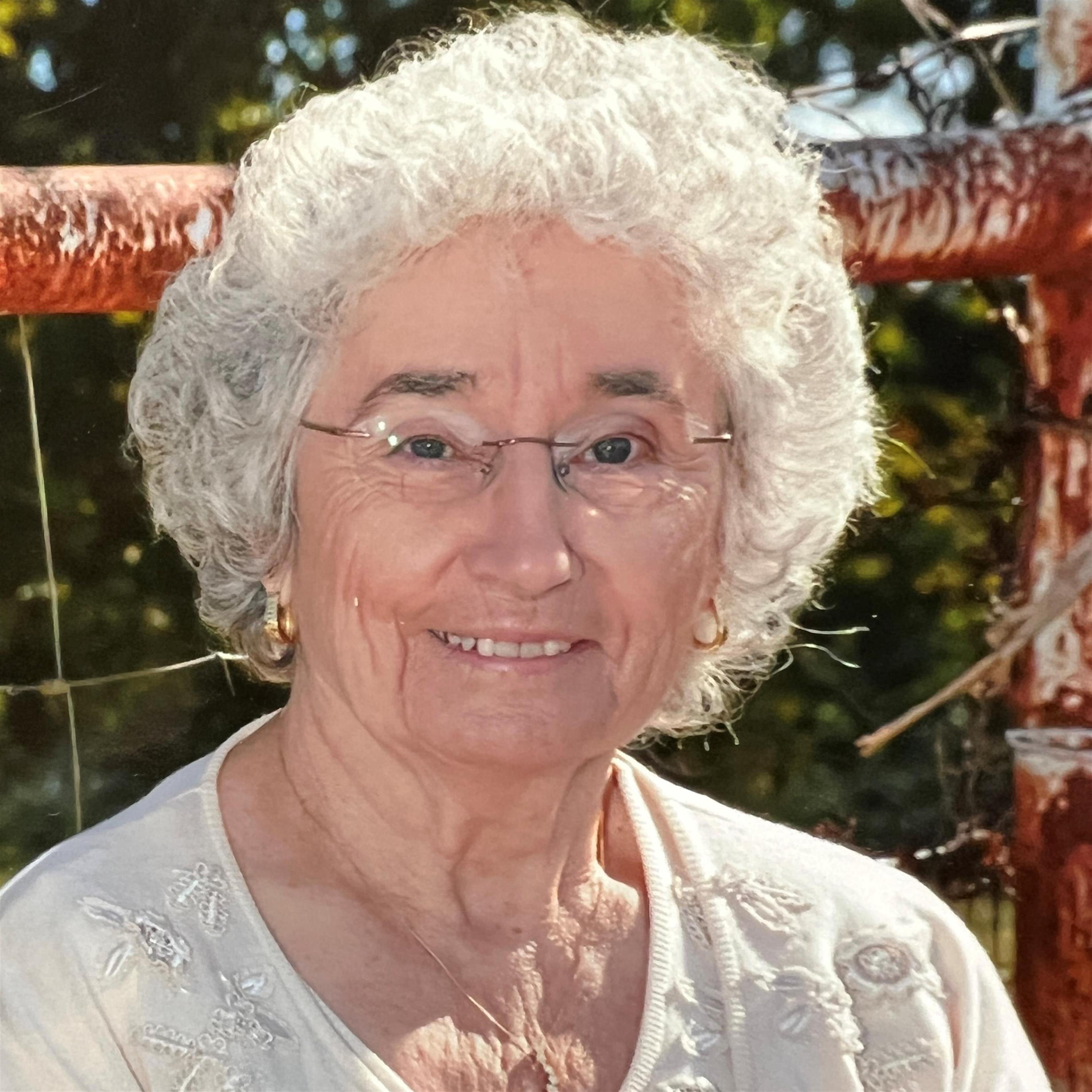Dolly Marie Hayes (Lebanon)