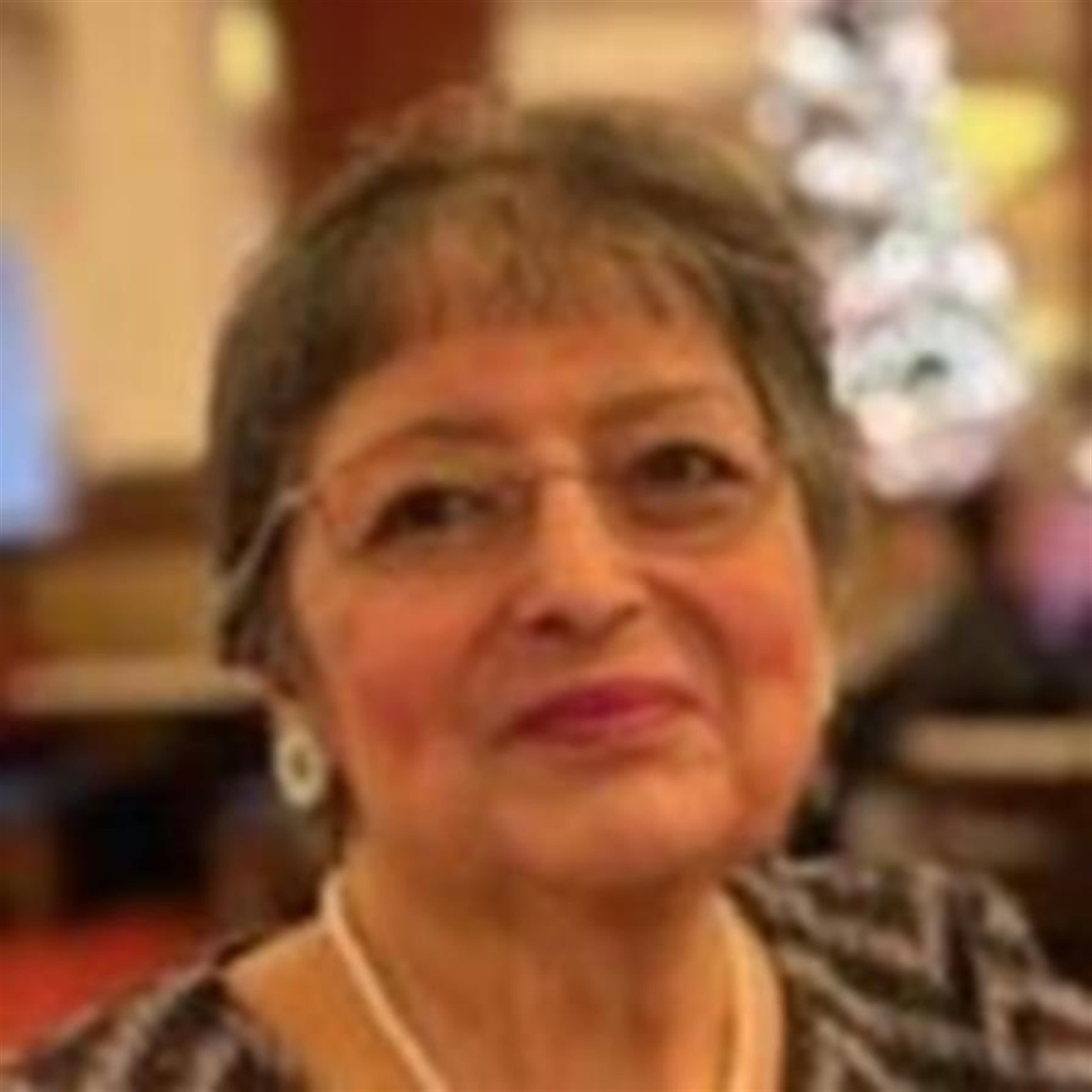 Cecilia J. Piedra