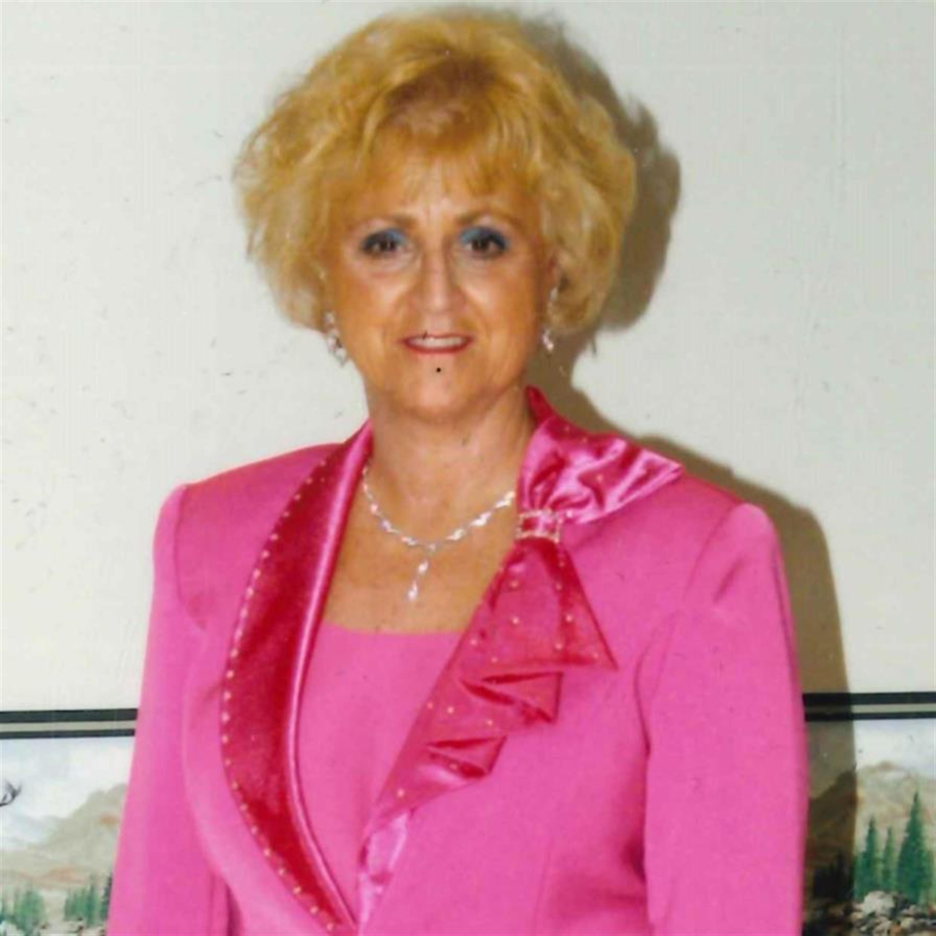 Julia Mae Saxbury