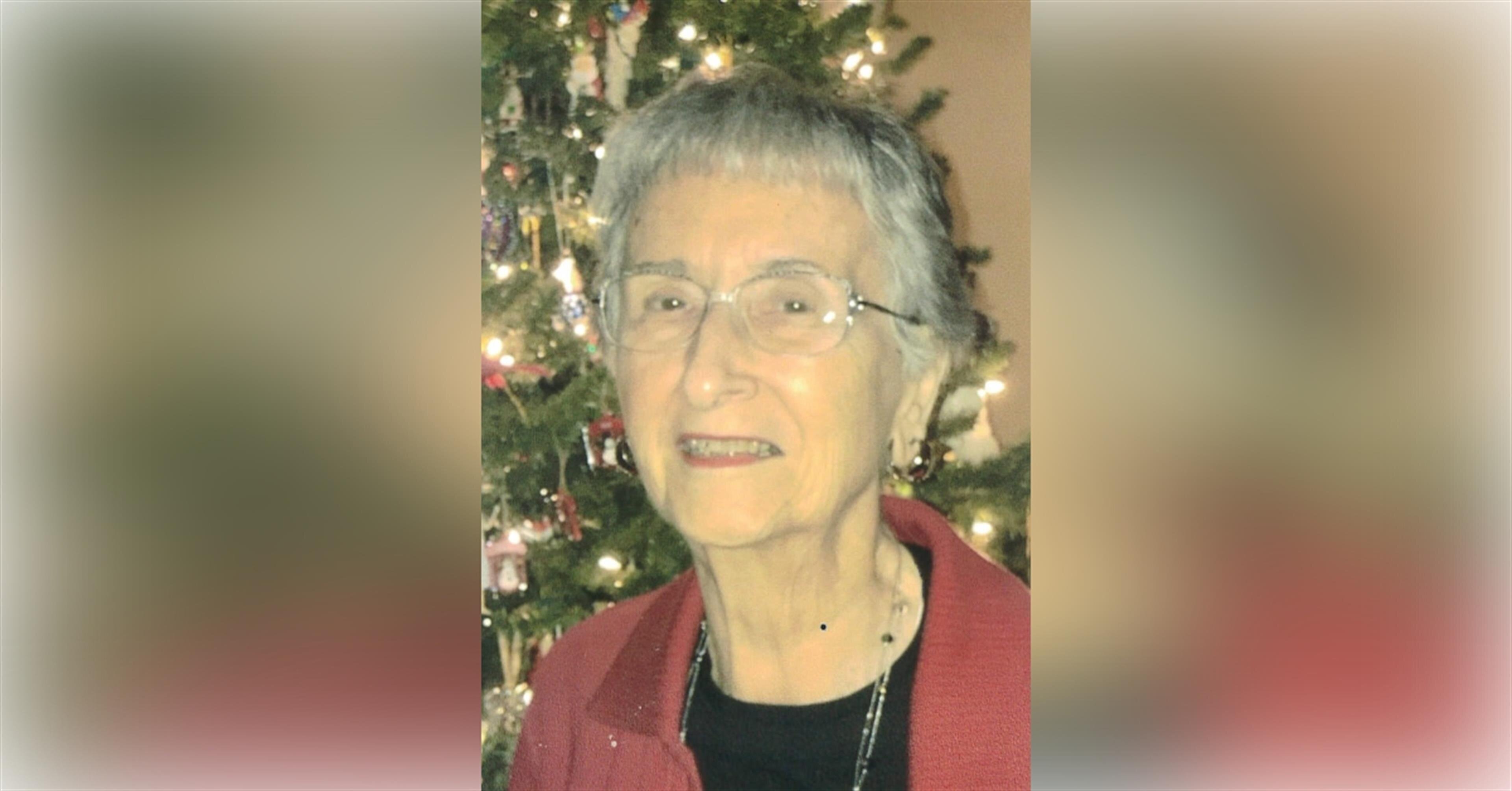 Lillian Marie Lewis