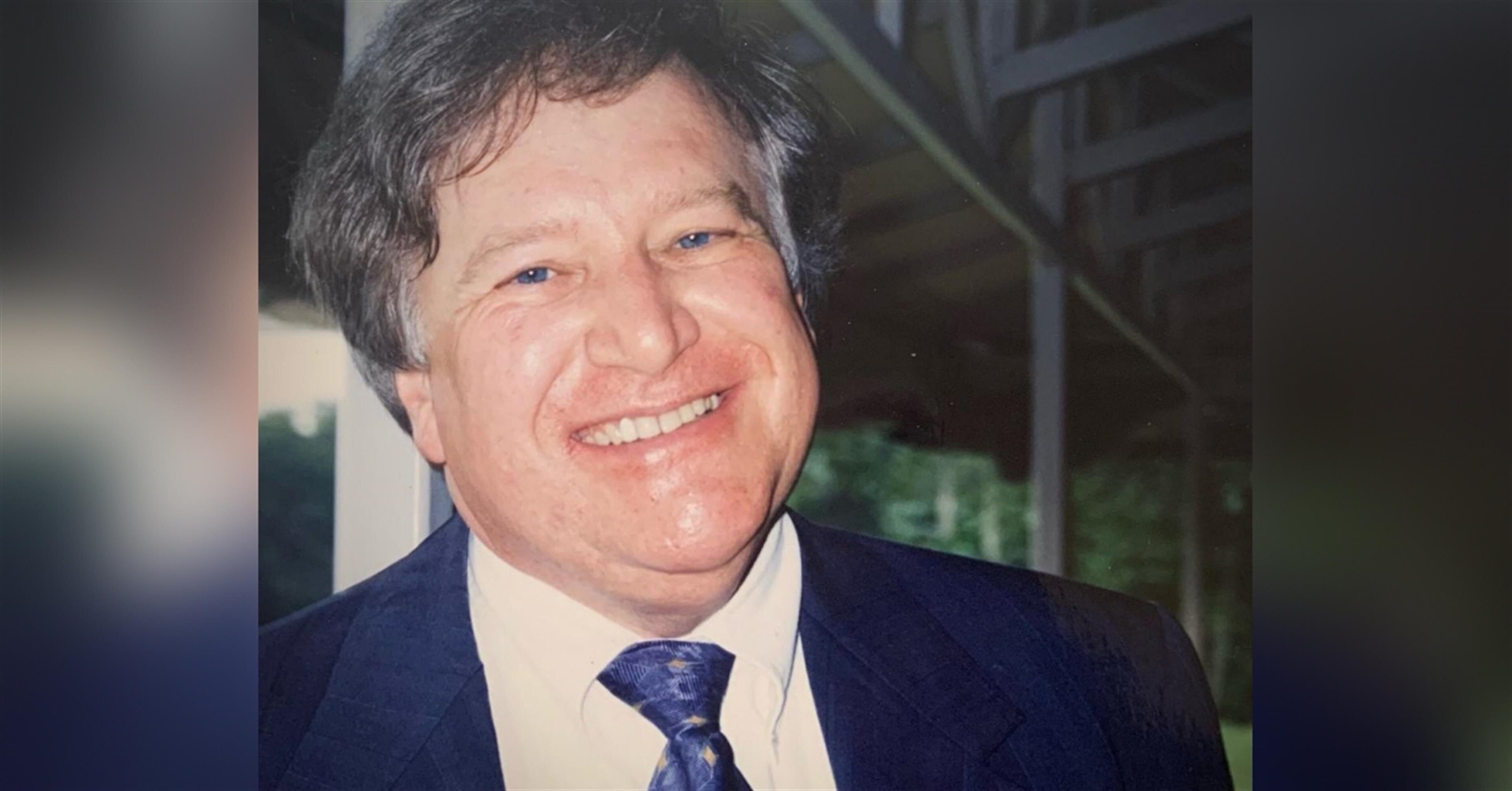 Dennis Louis  Schrader