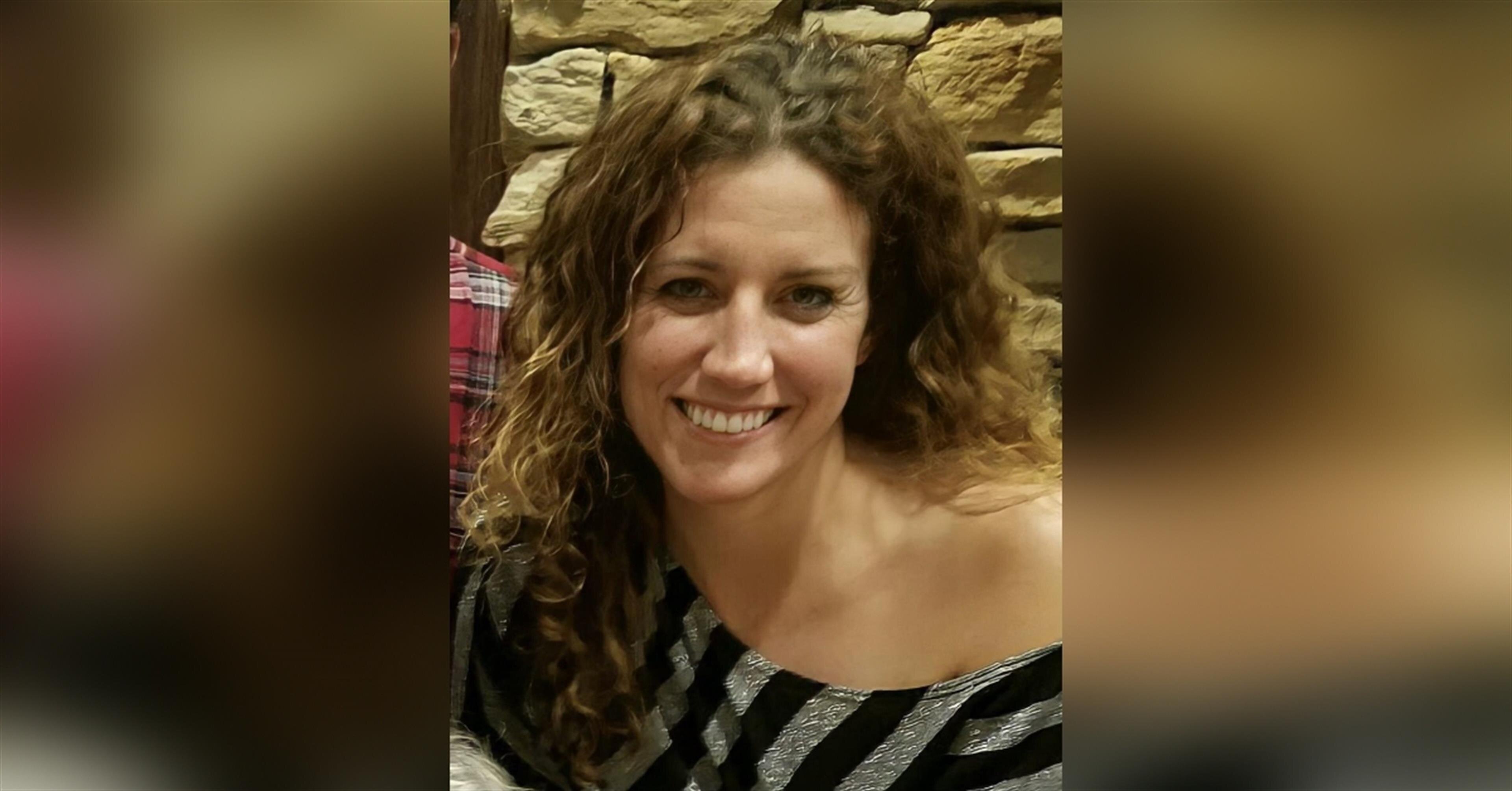 Marla Ann Winowich