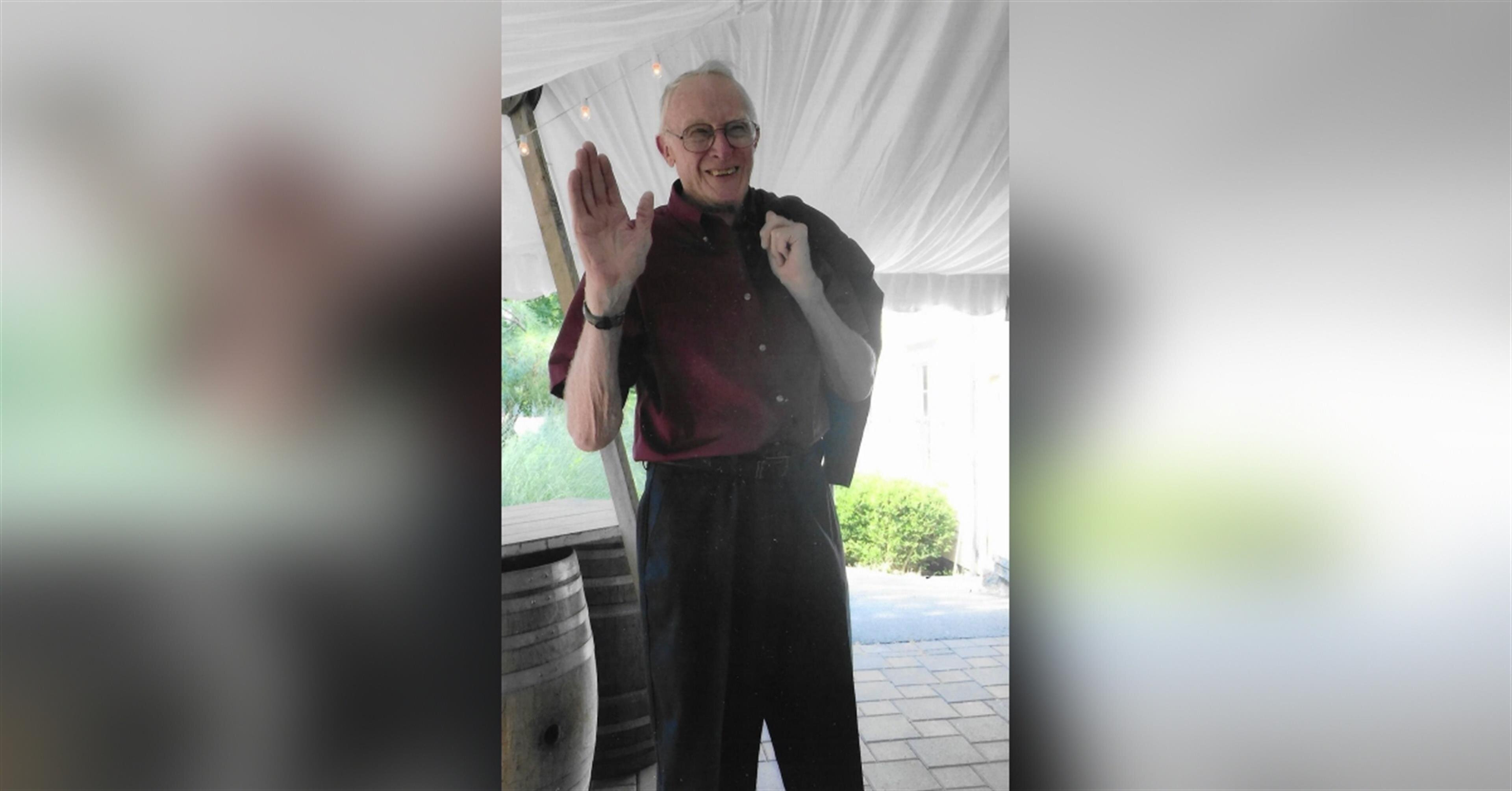 Robert  "Buz" Handshue Jr.