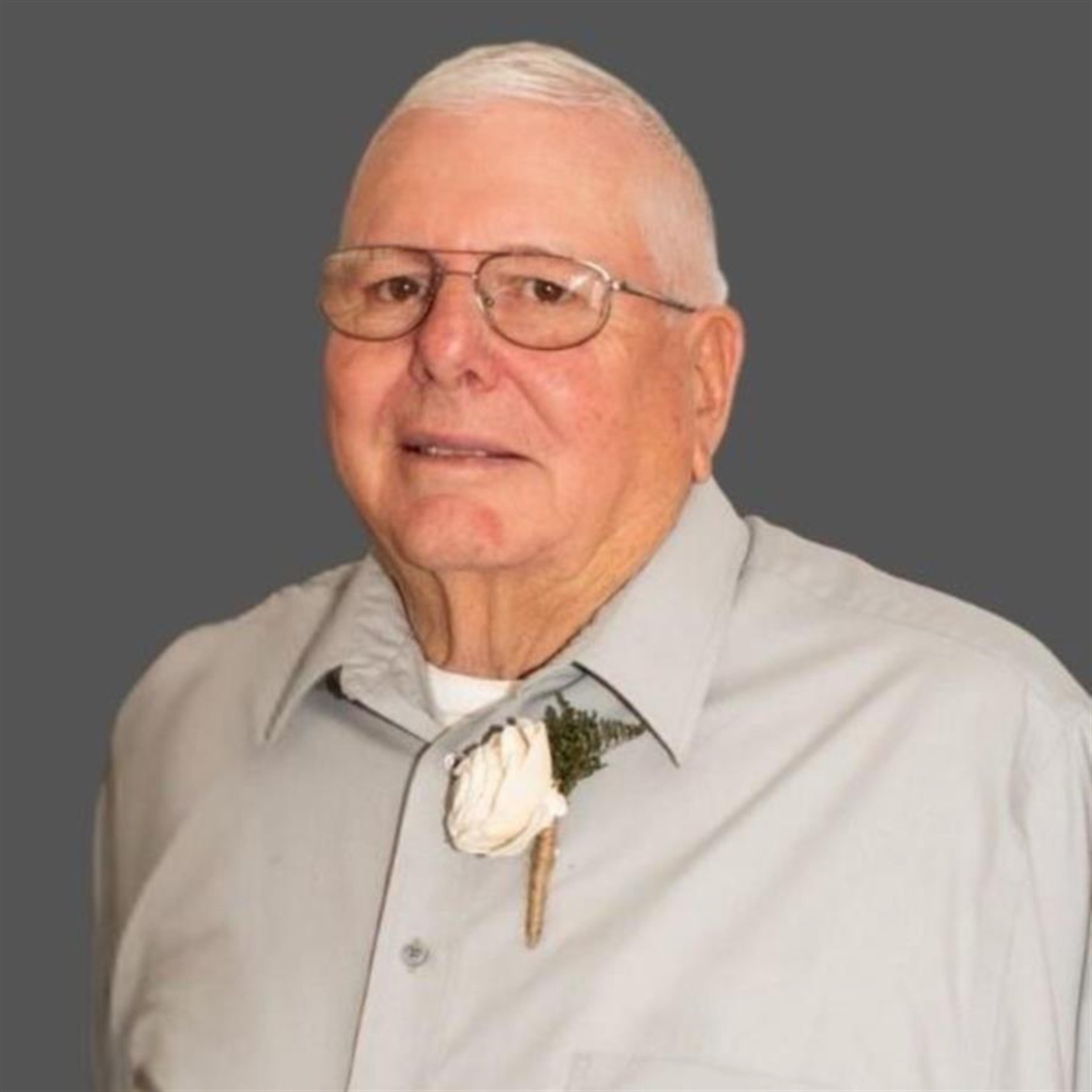 Robert "Bob" Russell