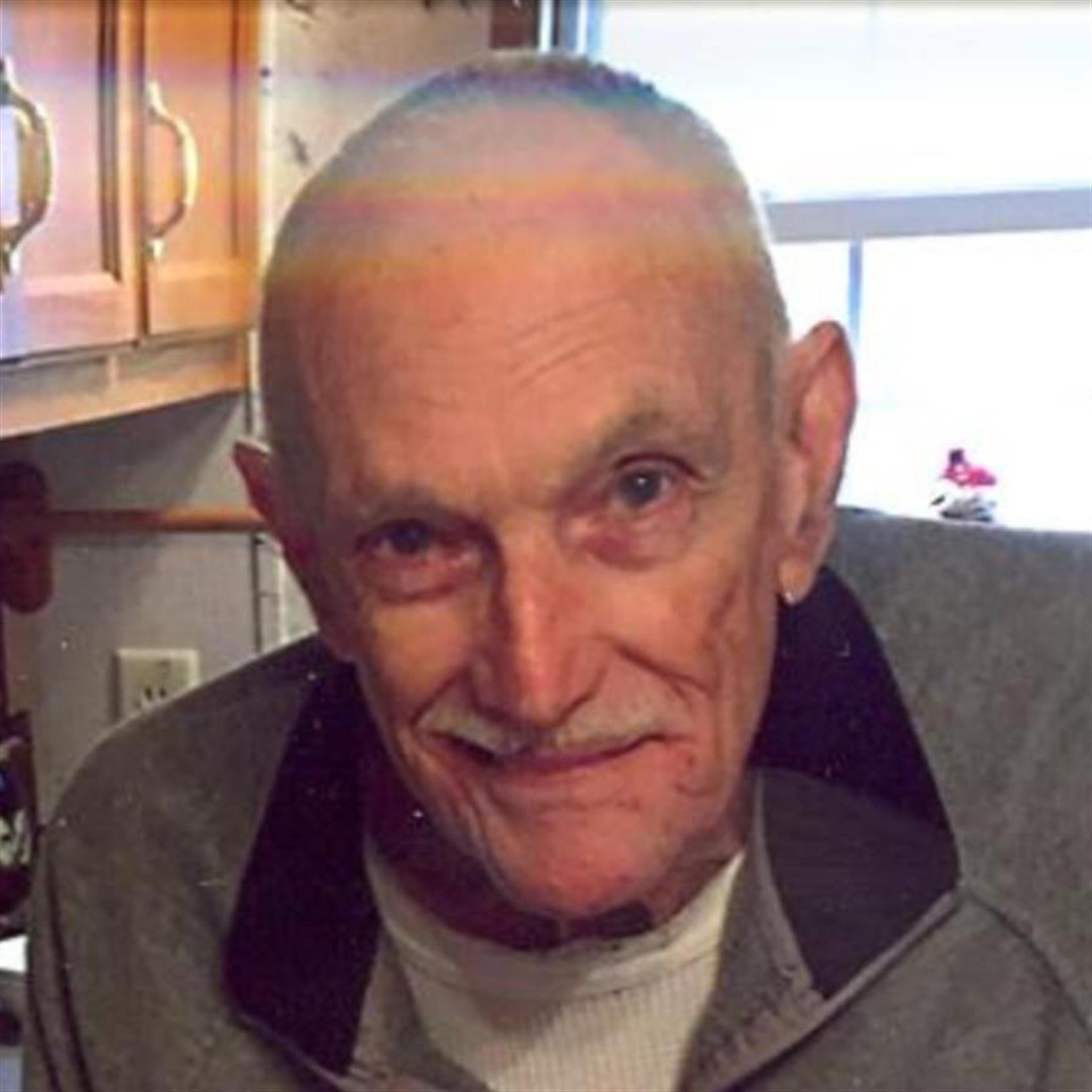 Glenn Akers (Lebanon)